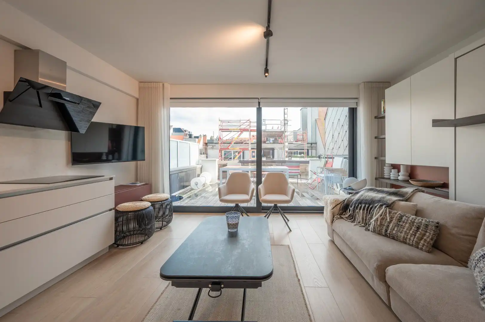 Appartement met schitterend zonneterras en zijdelings zeezicht vlakbij het Driehoeksplein in het Zoute. foto 6