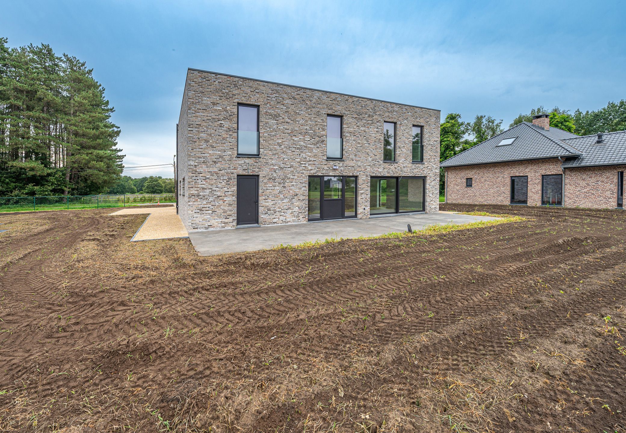 Landelijk gelegen nieuwbouw villa op 16 are grond foto 3