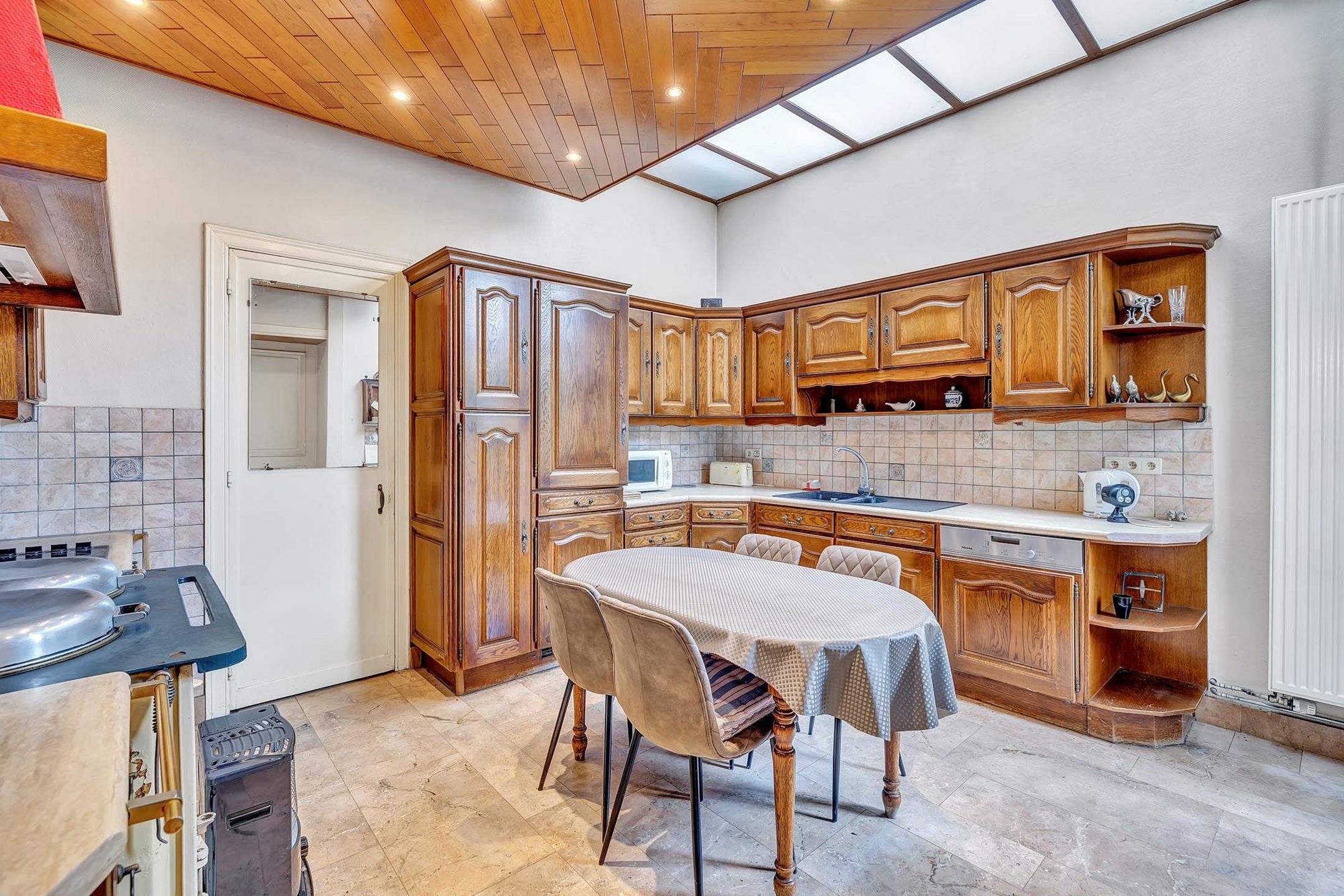 Imposante herenwoning met diverse mogelijkheden foto 12