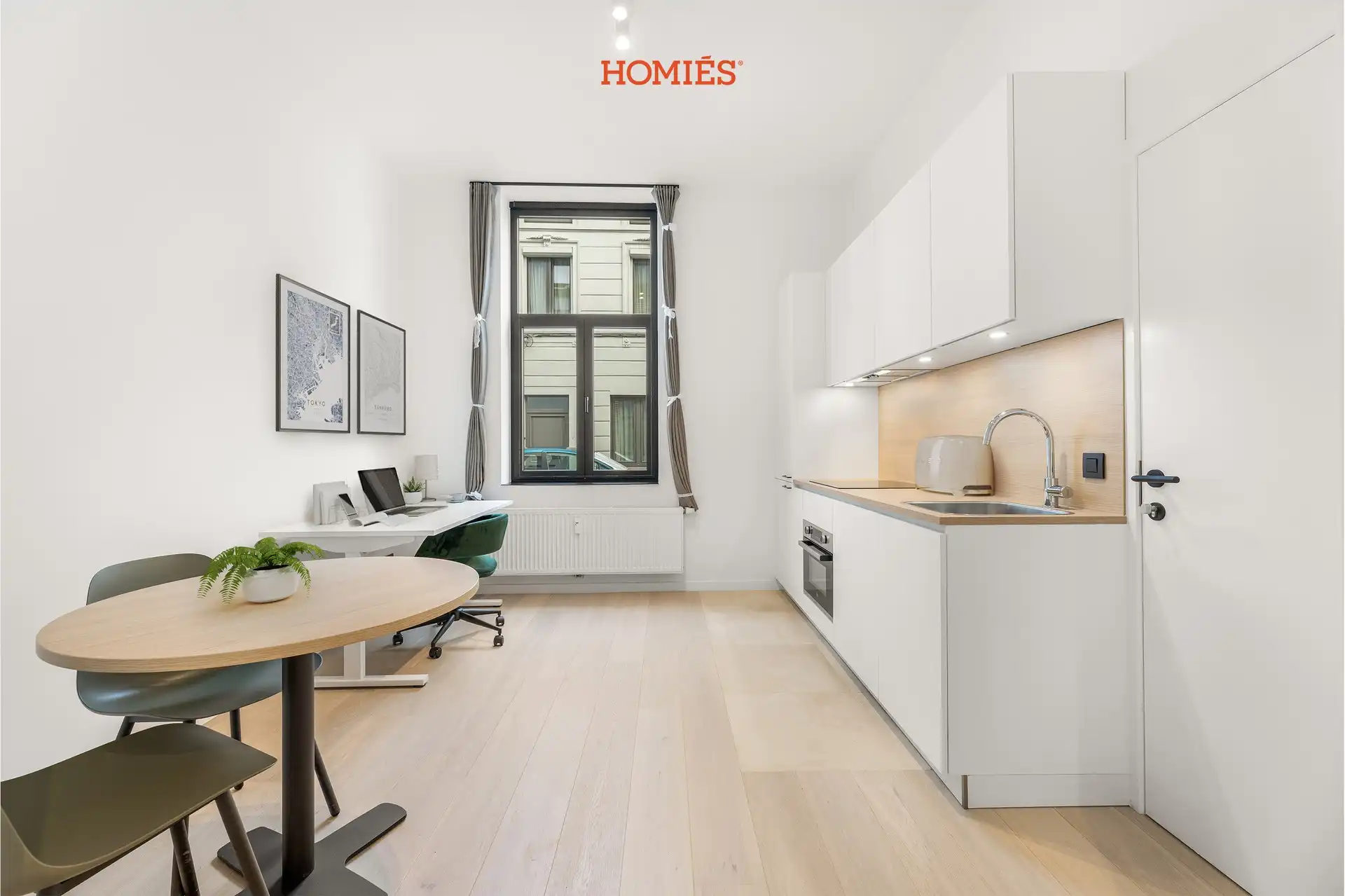 Ruime en lichtrijke studio op topligging in hartje Leuven foto 3