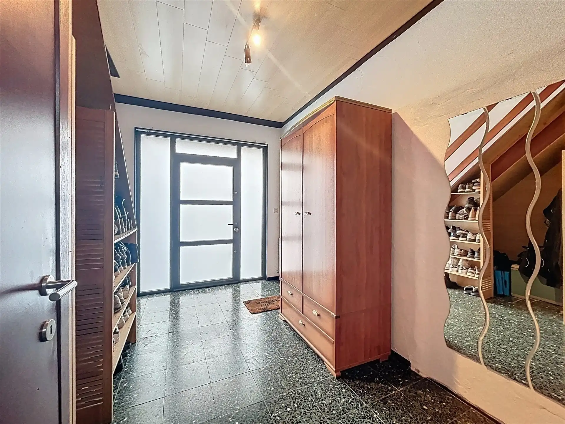 Energiezuinige gezinswoning met 3 slaapkamers en garage. foto 8