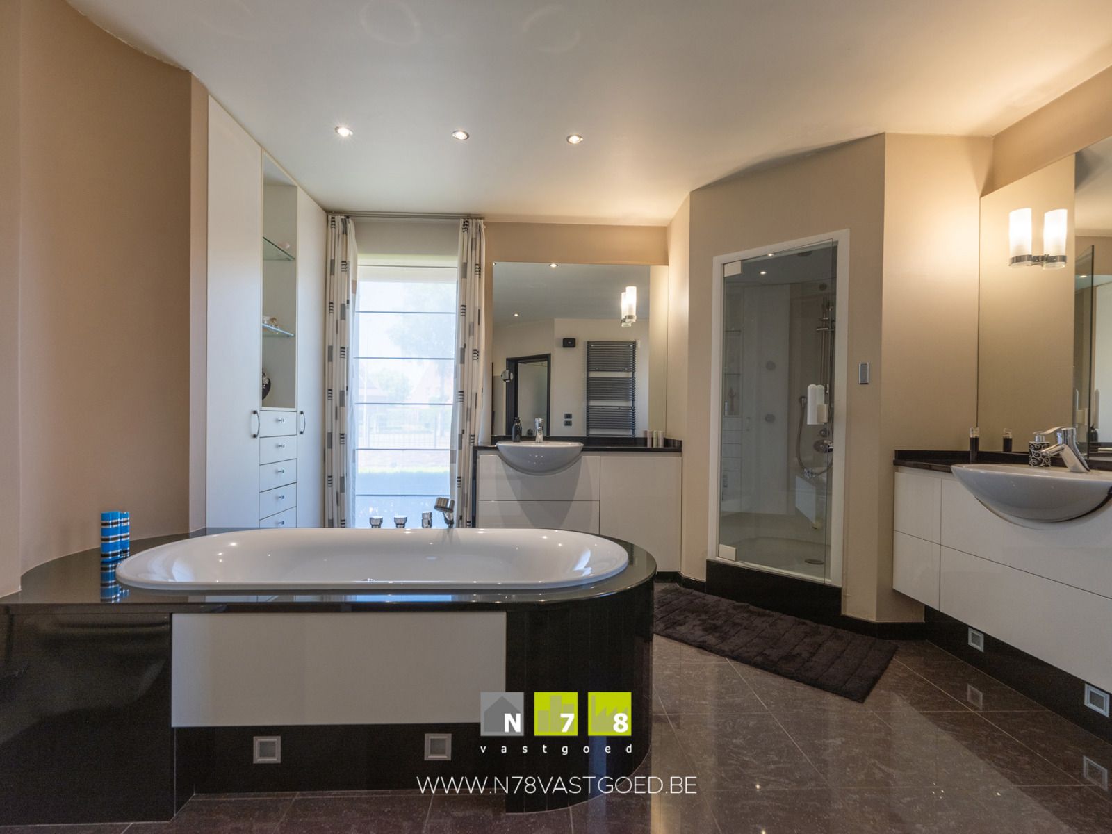 Villa te koop foto 17