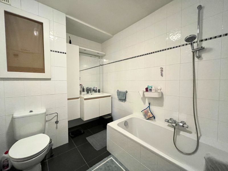 INSTAPKLAAR APPARTEMENT OP 1° VERDIEPING MET RUIM TERRAS foto 5