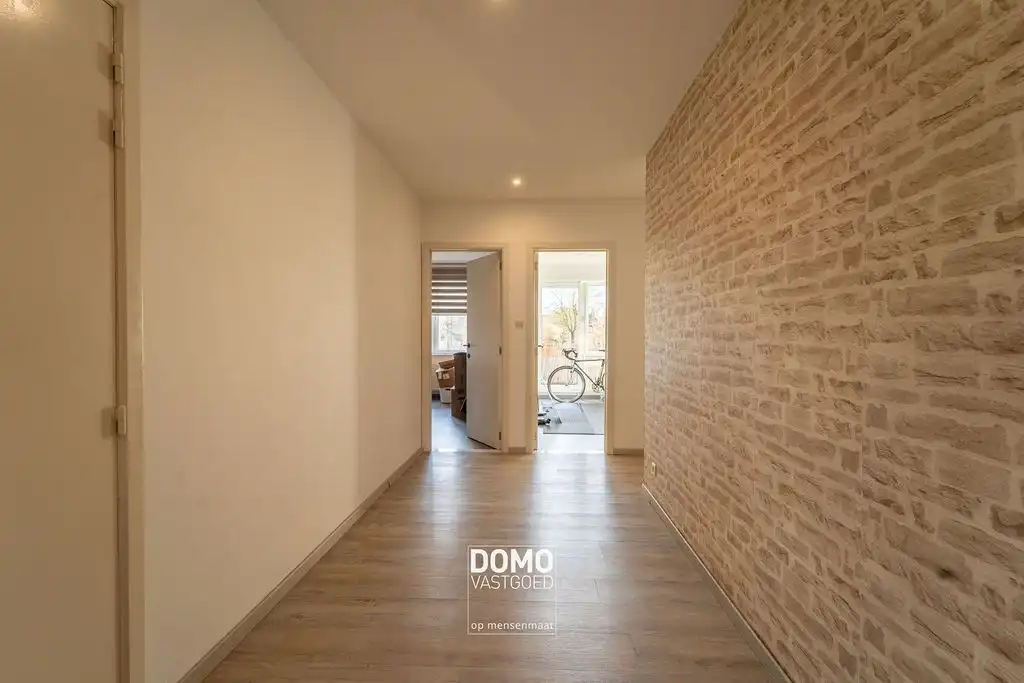 PERFECT GELEGEN RUIM APPARTEMENT IN CENTRUM HASSELT MET 3 SLAAPKAMERS, TERRAS, GARAGE EN EPC B foto 7