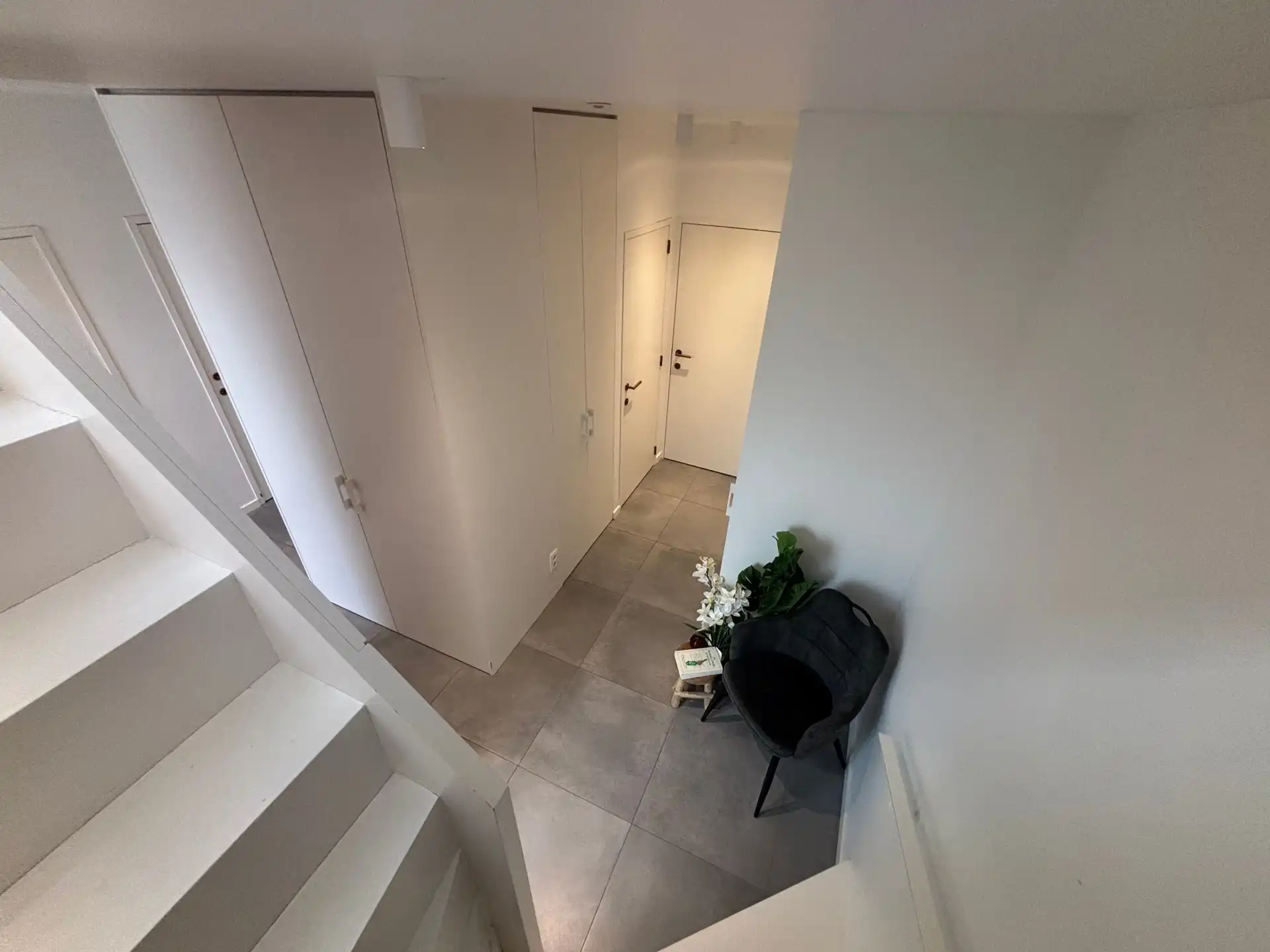 Ruime woning met 3 slaapkamers te Nieuwerkerken, op fietsafstand van het centrum van Aalst foto 12