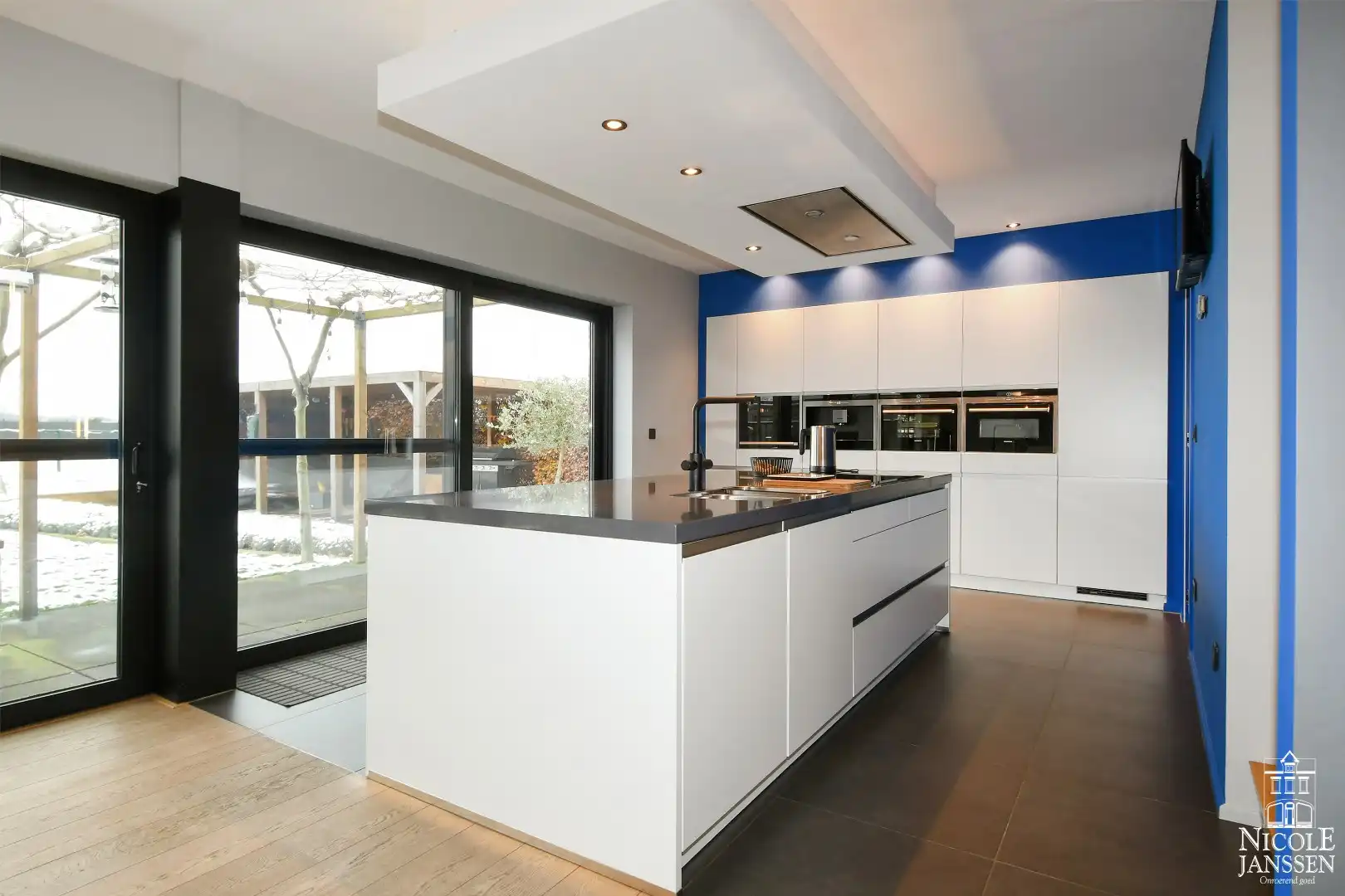 Energiezuinig modern huis met fantastisch vrij uitzicht foto 12