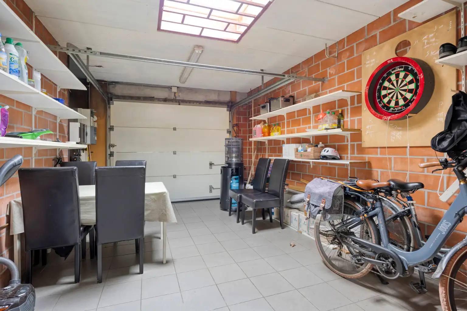 Ruime gezinswoning in prachtige groenzone. foto 13