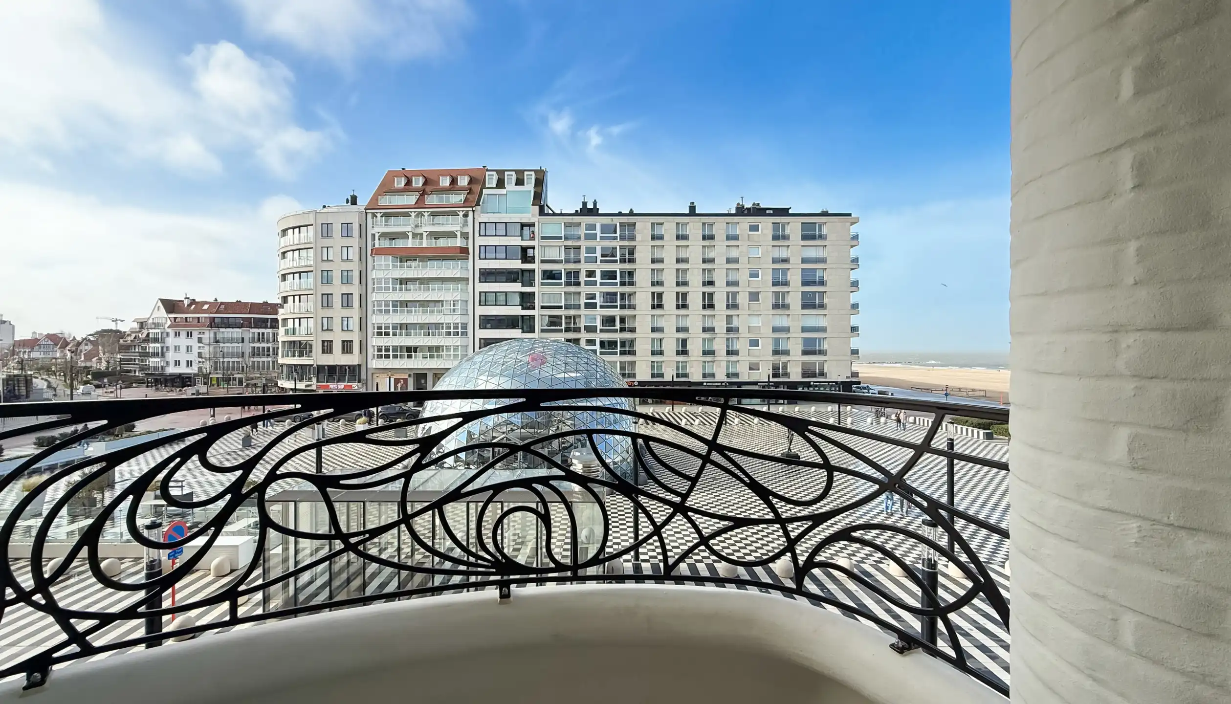 Zonnig en gemeubeld appartement met zeezicht - Albertplein foto 8