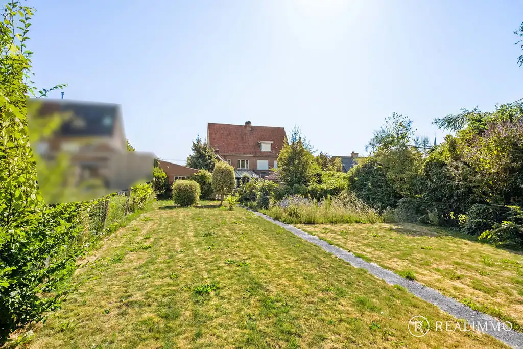 Charmante, halfopen gezinswoning op 695 m² te Moen! foto 17