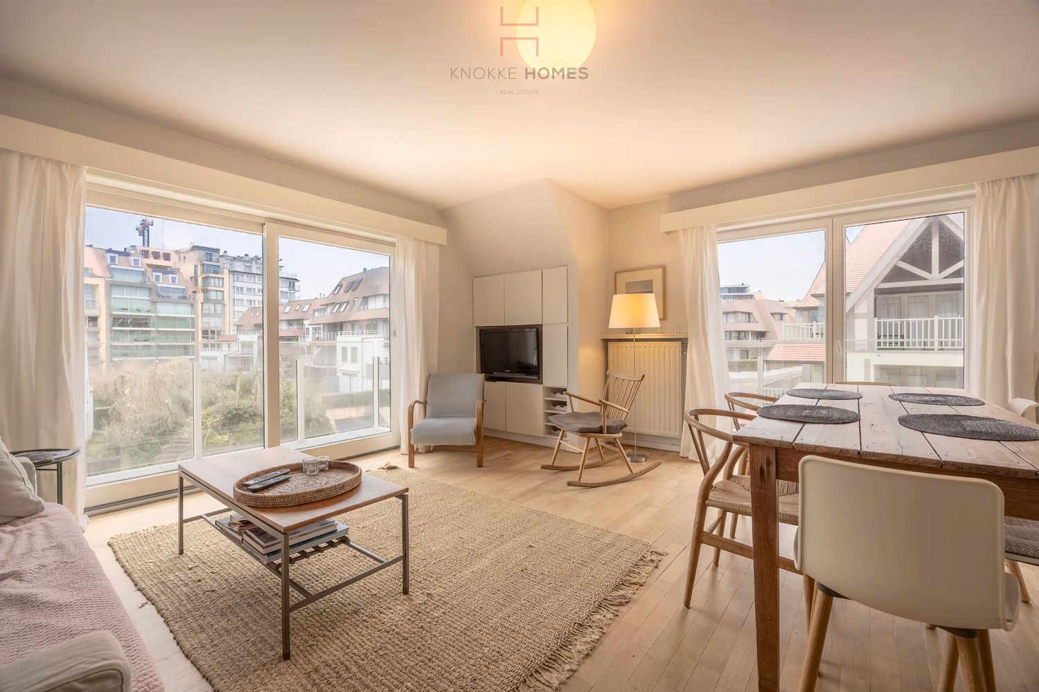 Mooi vakantie-appartement met zongerichte terrassen en open zicht te Duinbergen foto 6