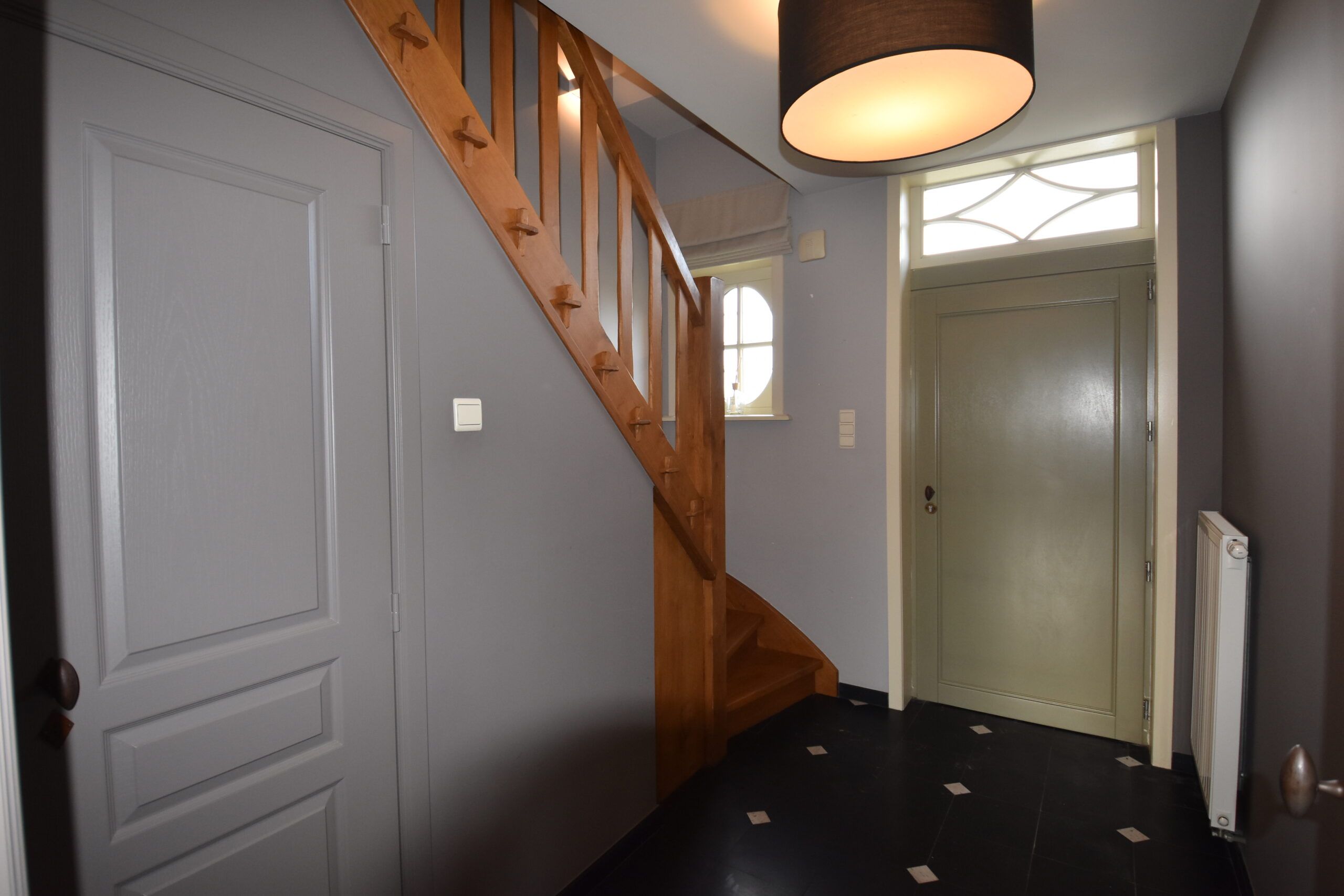 Landhuis met bijgebouw (kantoor+garage) in Moerbeke foto 8