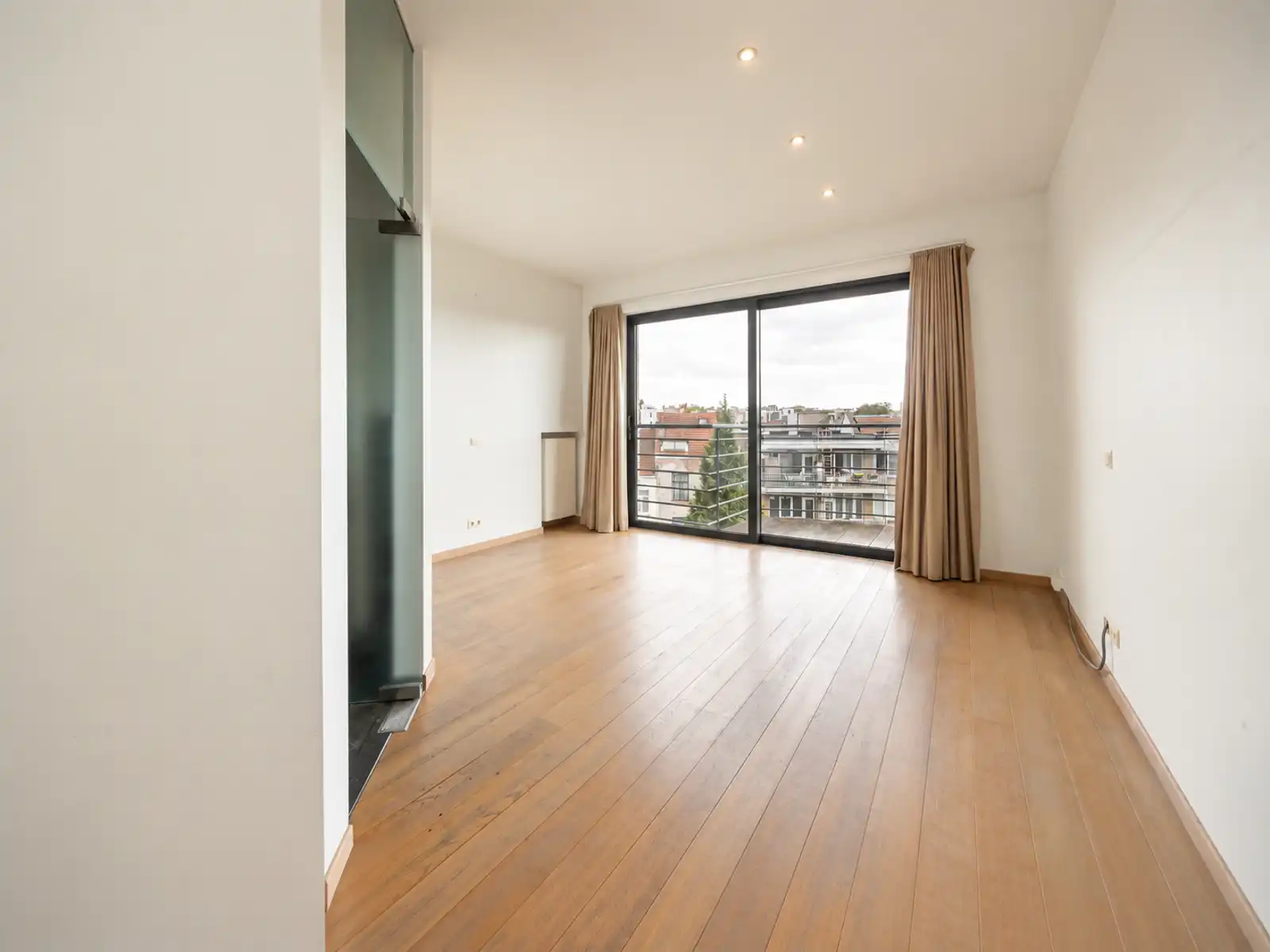 Lichtrijk appartement op toplocatie foto 6