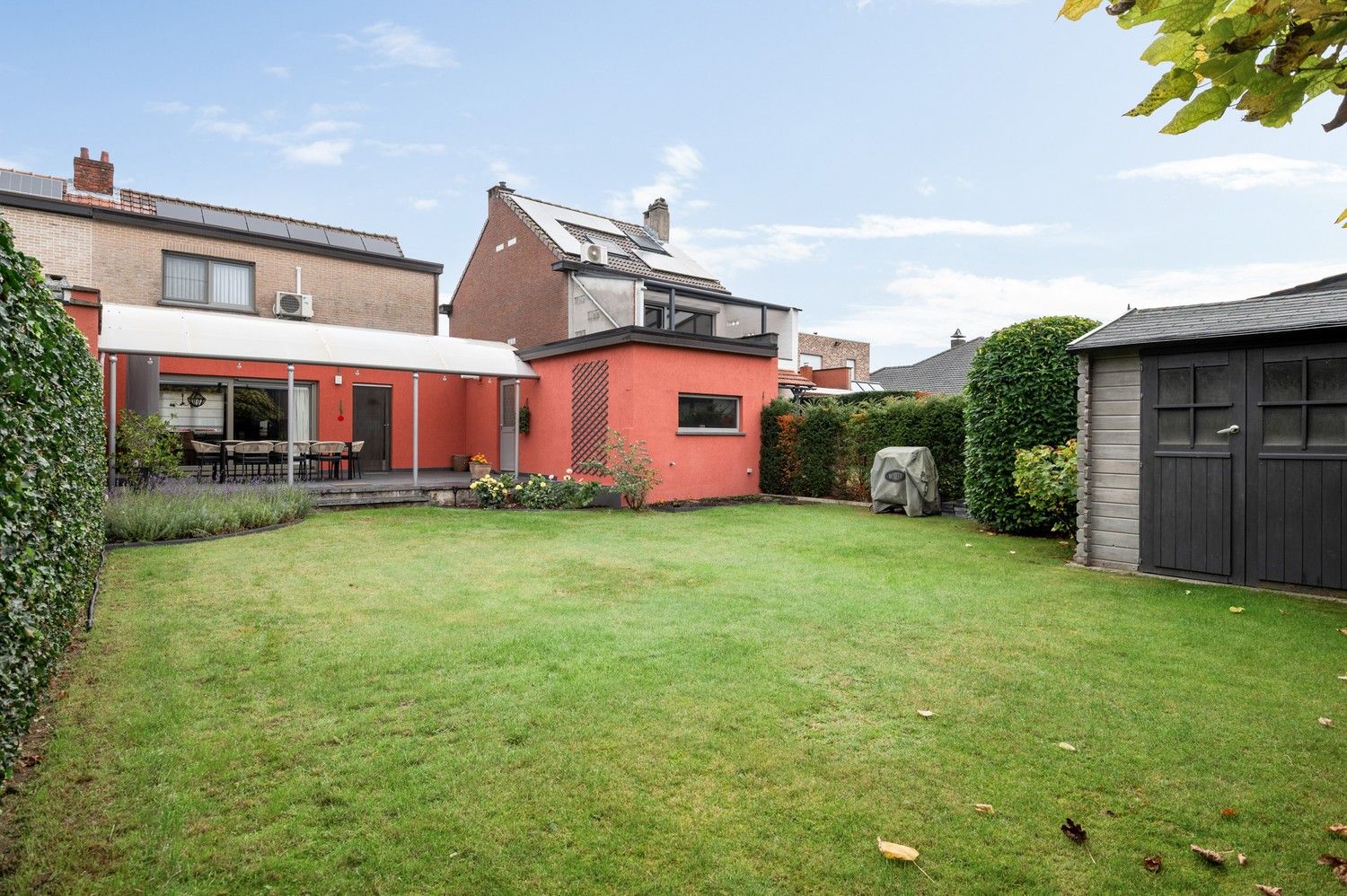 Prachtige recent gerenoveerde gezinswoning met tuin en garage in hartje Brasschaat foto 23