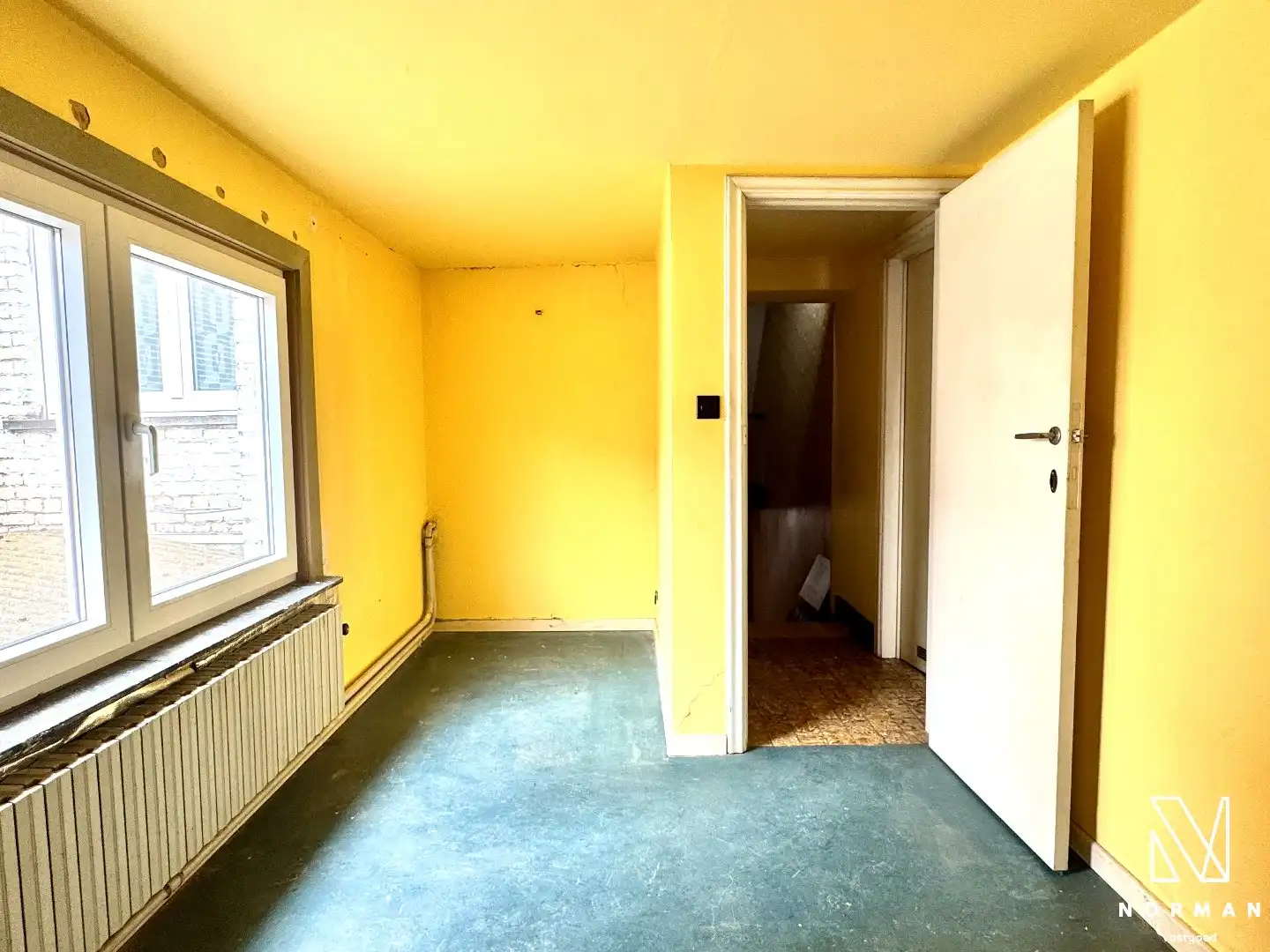 Te renoveren woning met 4 slaapkamers te koop in centrum Kuurne! foto 14