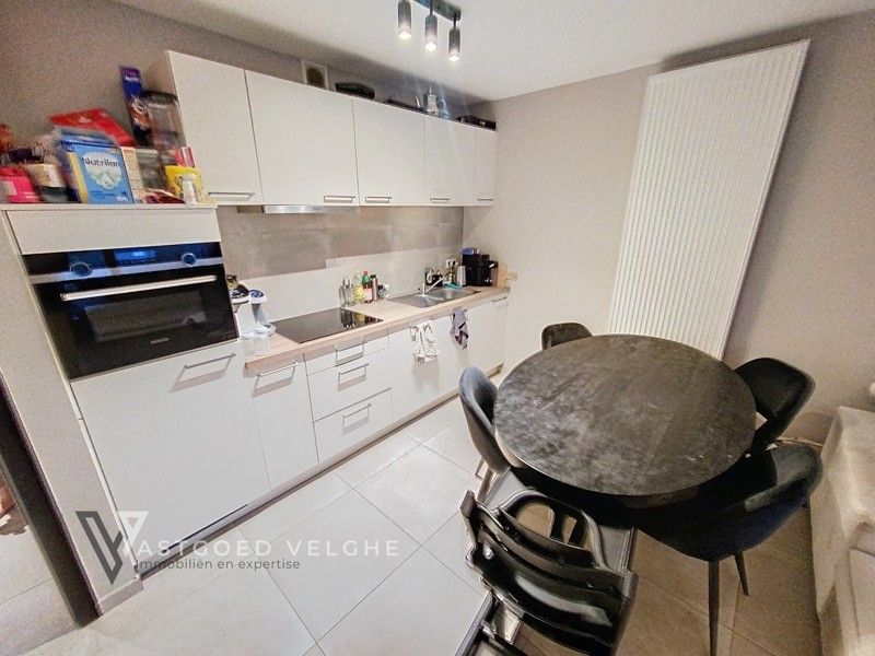 Gelijkvloers appartement met 2 slaapkamers en 2 terrassen gelegen in het centrum van Mechelen-aan-de-Maas foto 3