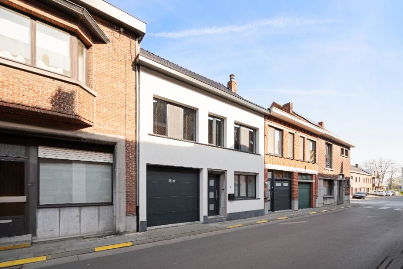 Hedendaagse - instapklare - zeer netjes onderhouden woning! foto 24