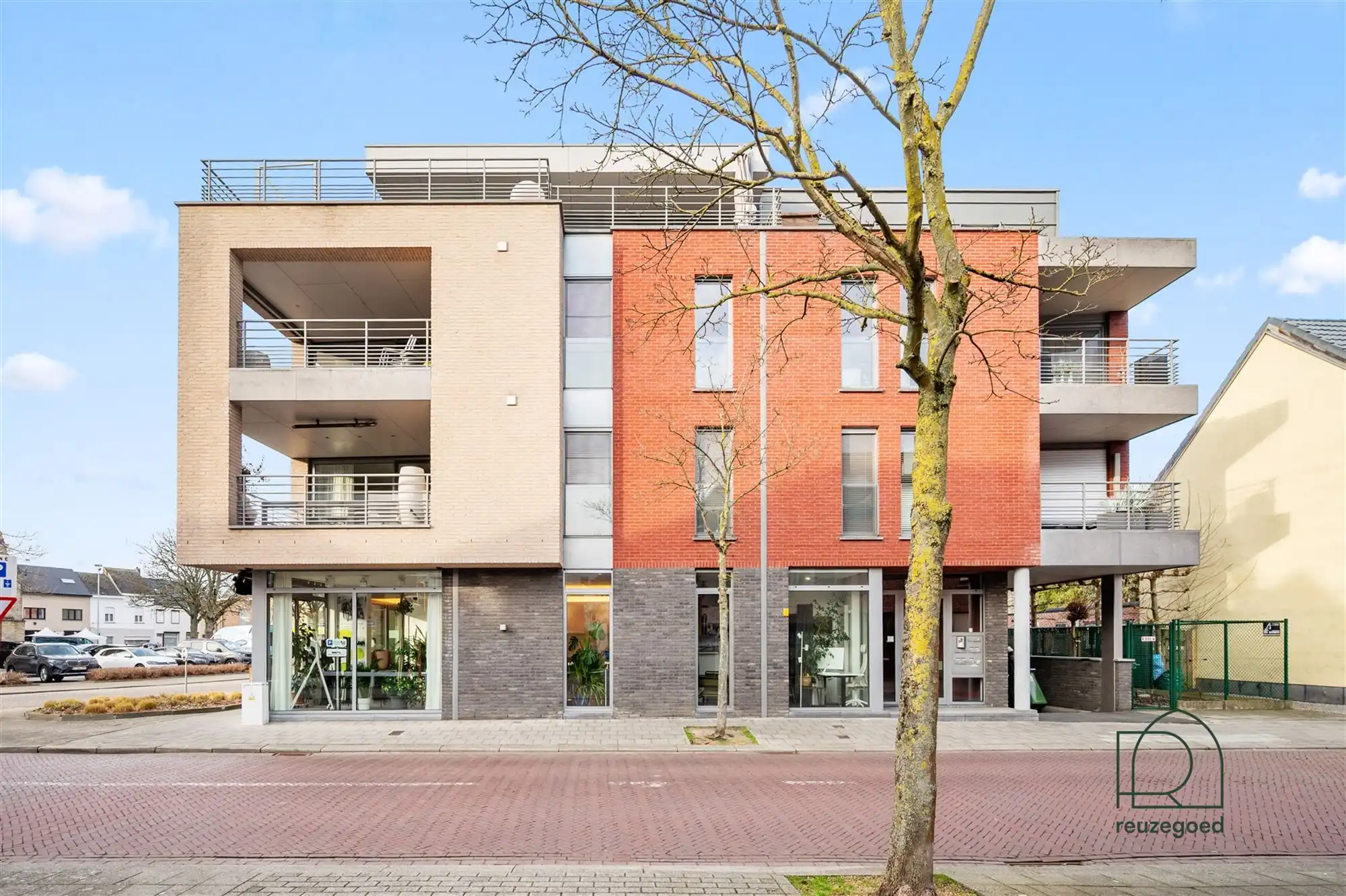 Handelspand met topligging op het Kerkplein van Bonheiden foto 27