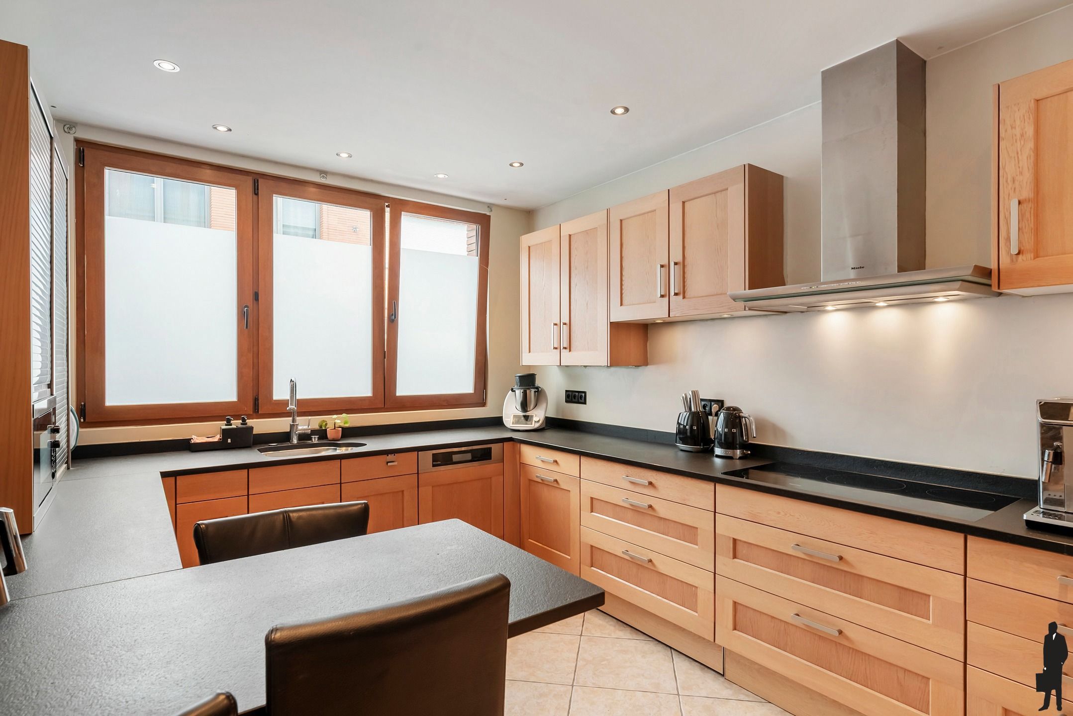 Instapklare en energiezuinige woning (205 m²) met 3 slpks en 2 badks, nabij het centrum van Mechelen foto 8