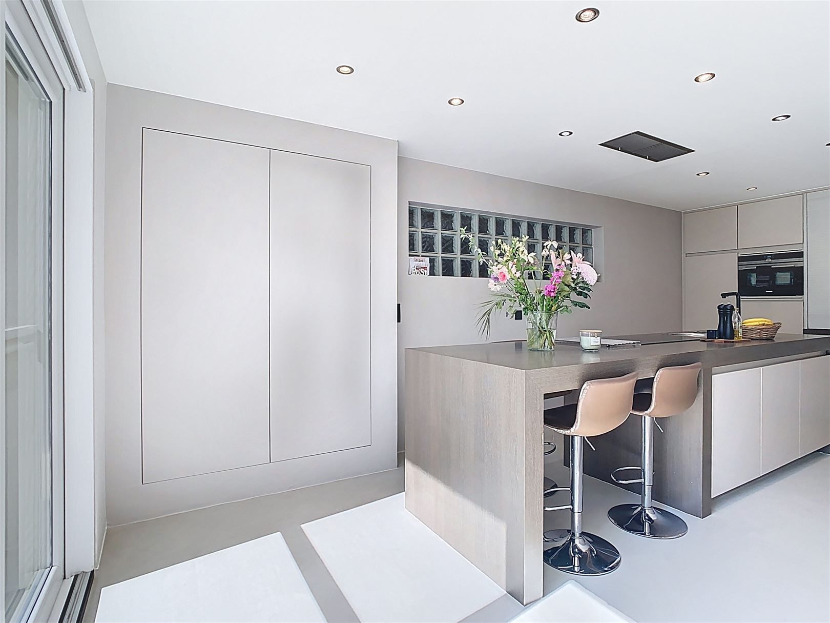 Gerenoveerde woning, 4 slpks, praktijkruimte, tuin, 4a 90ca foto 14