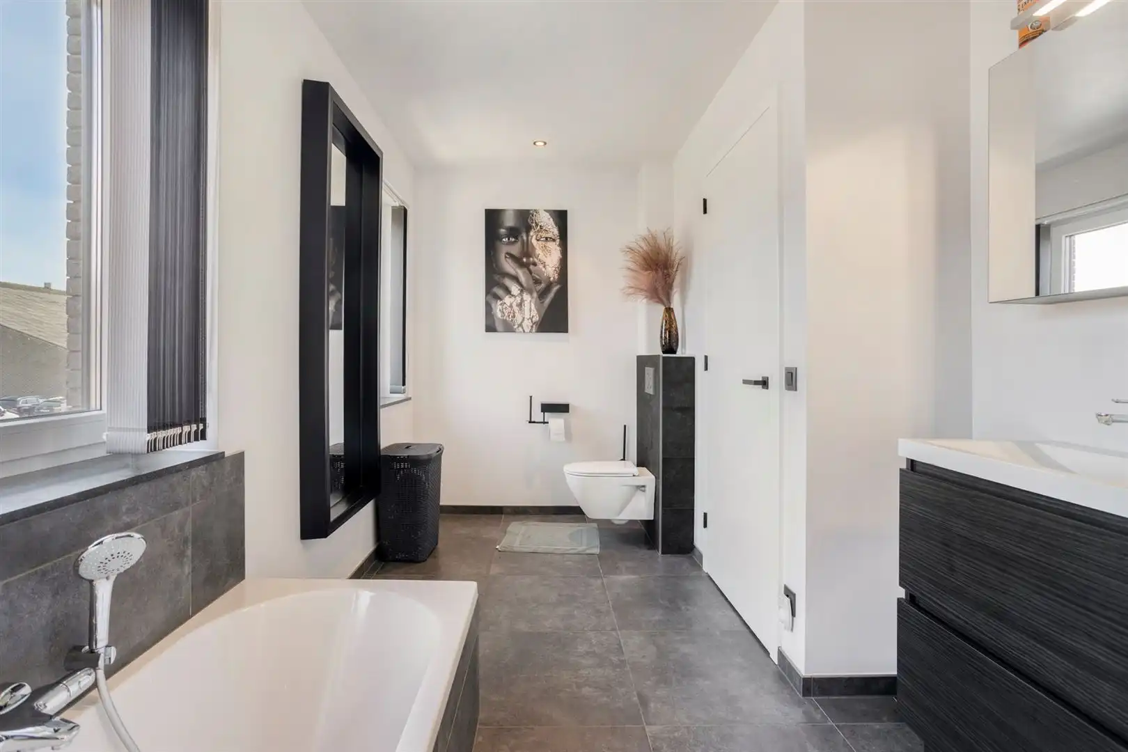 Prachtige INSTAPKLARE gezinswoning met 4 slaapkamers foto 19