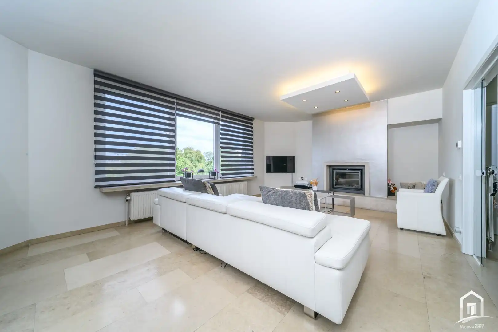 Exclusief duplex-appartement te koop nabij centrum Aalst foto 2