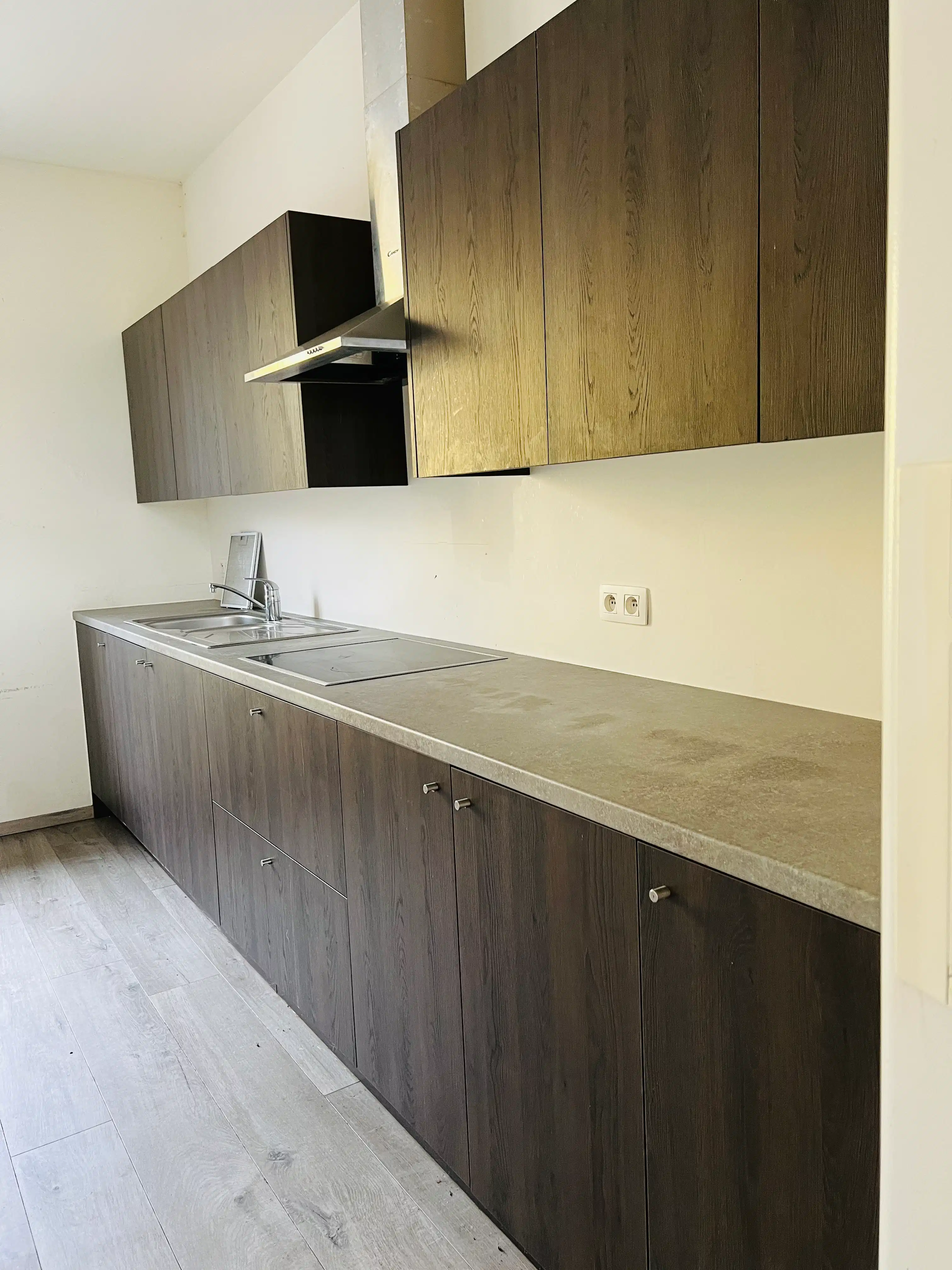 Karaktervol handelspand met appartement, veel mogelijkheden foto 13