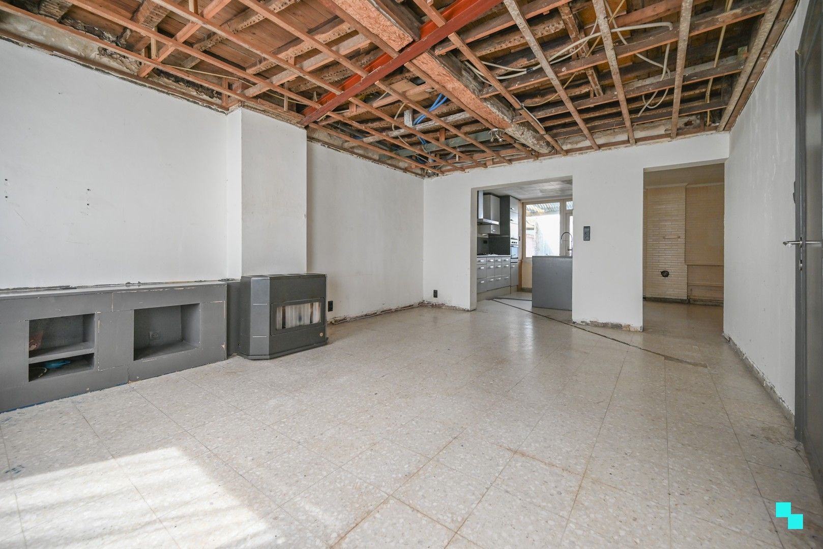 Woning gelegen nabij het centrum van Ingelmunster foto 2