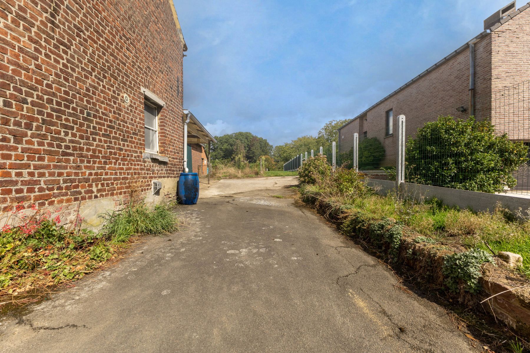 Te renoveren landelijke woning in Elingen foto 14