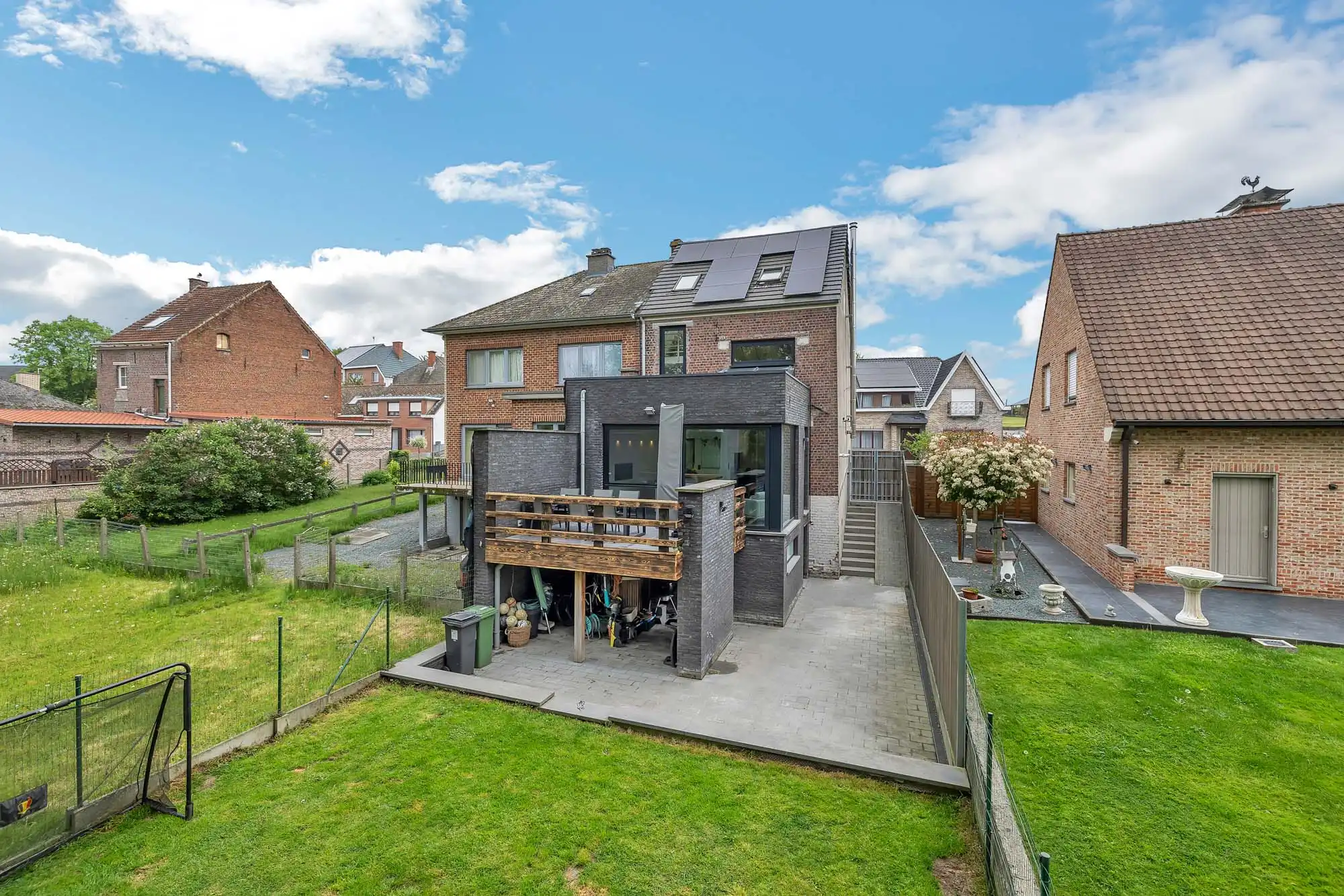 Instapklare halfopen woning met tuin en EPC C foto 27