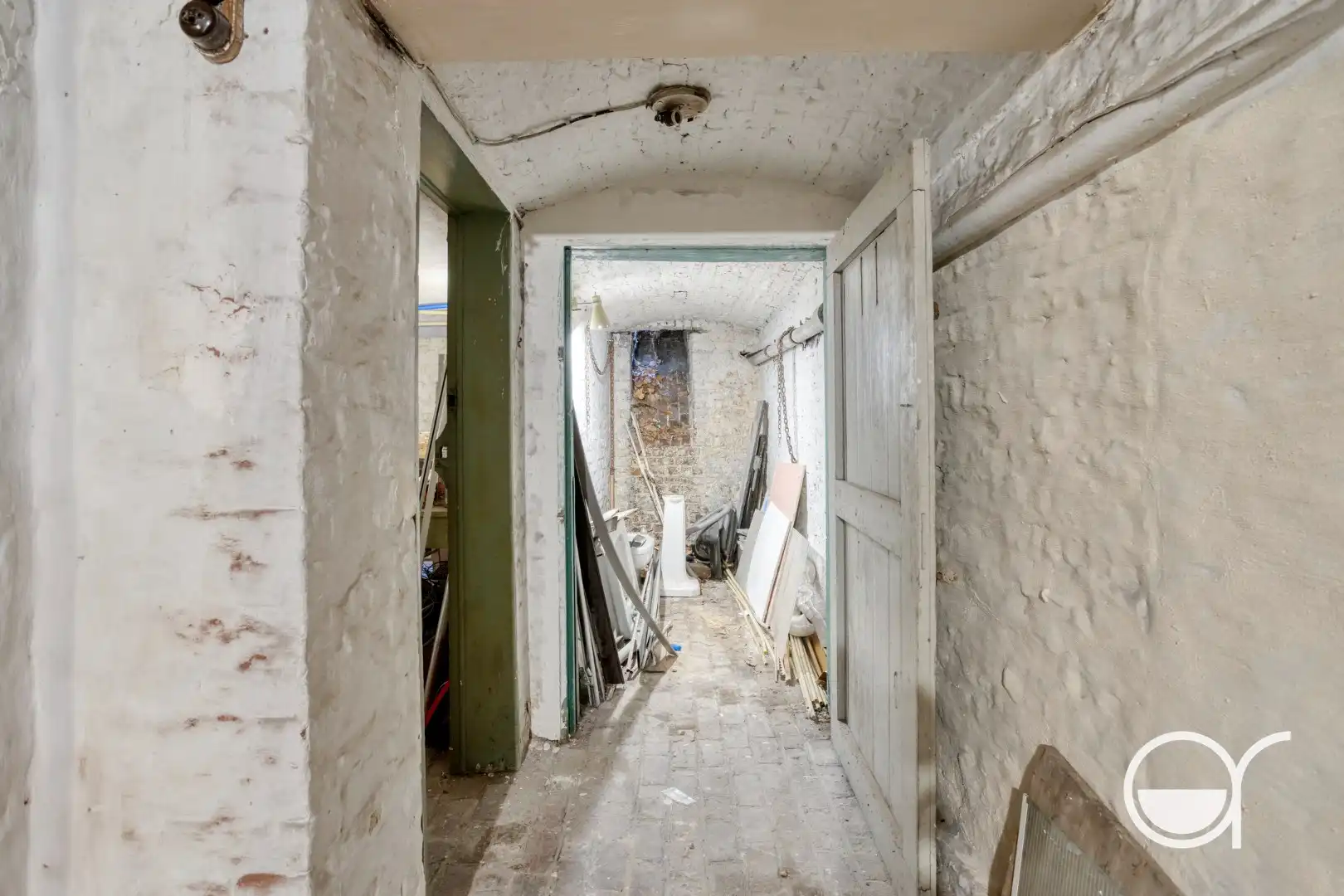 Herenwoning aan Sint-Pietersstation met tuintje en garage foto 22