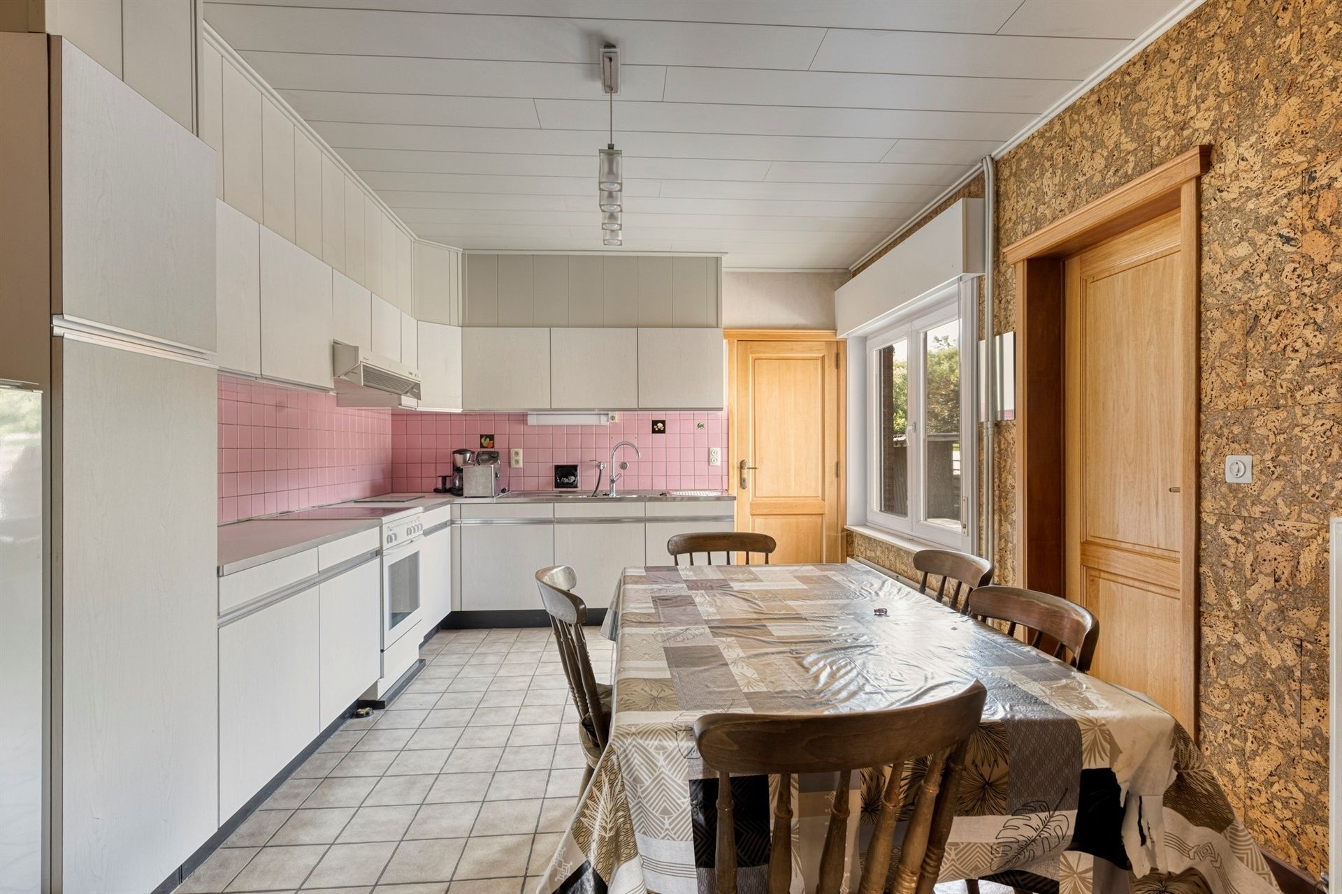 Woning met 4 kamers op terrein van 14a58ca foto 8