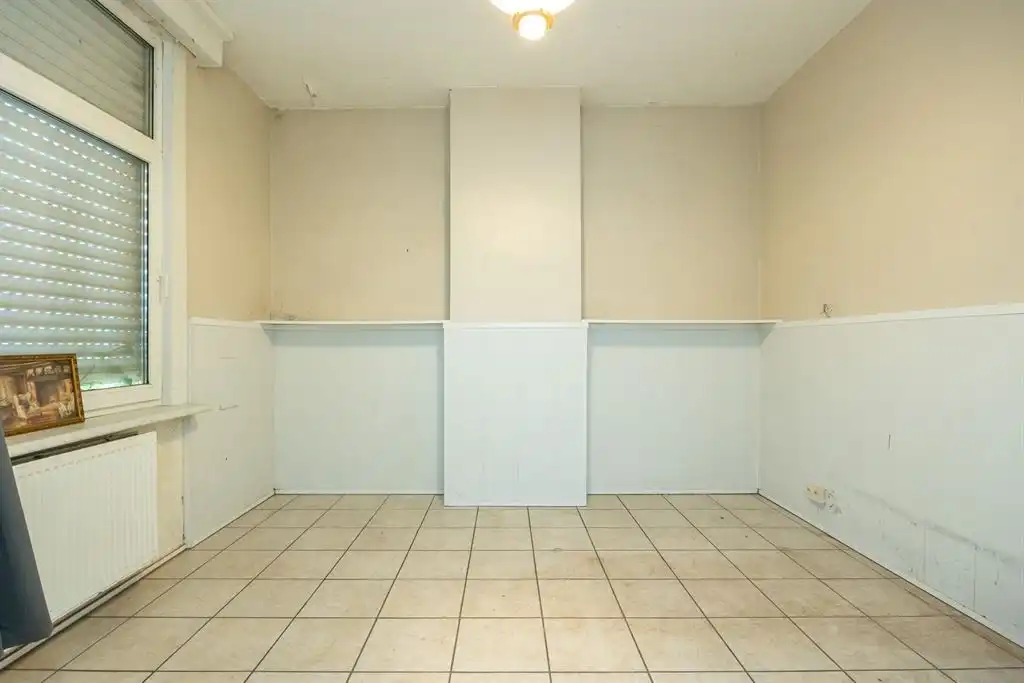 Te renoveren hoeve met achterliggend bosgebied foto 9