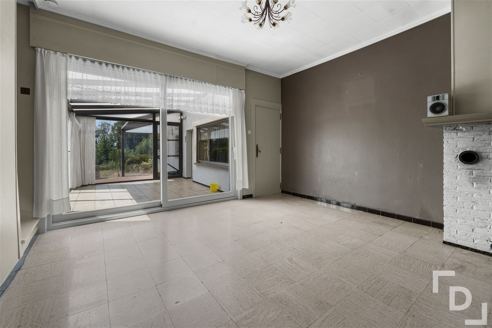 Ruime te renoveren woning te koop in Geluveld. foto 10