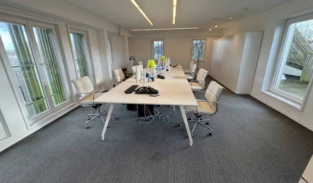 Stijlvol ingerichte kantoren te huur in Sint-Denijs-Westrem foto 4
