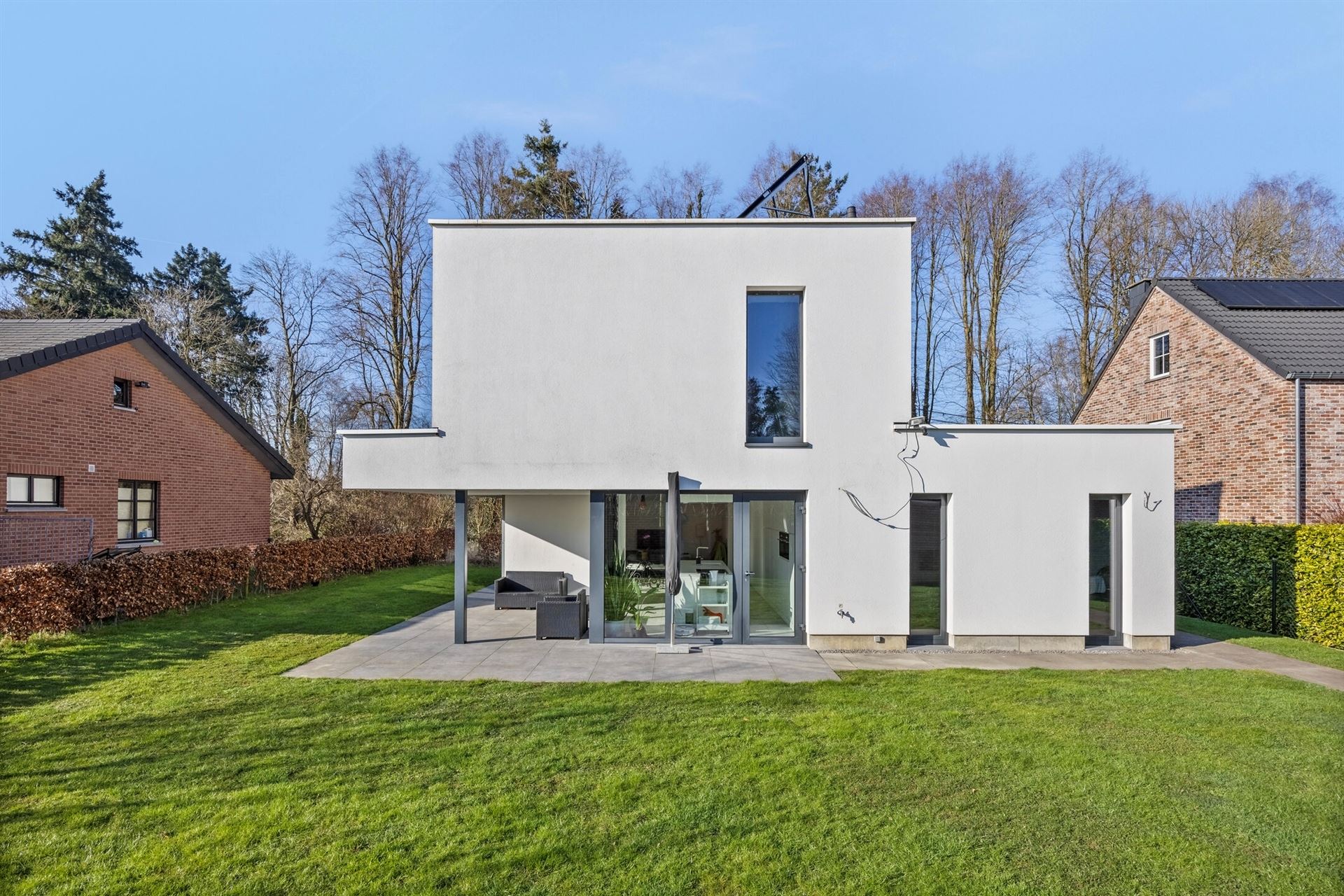 Moderne en energie-vriendelijke villa op een mooi perceel foto 35