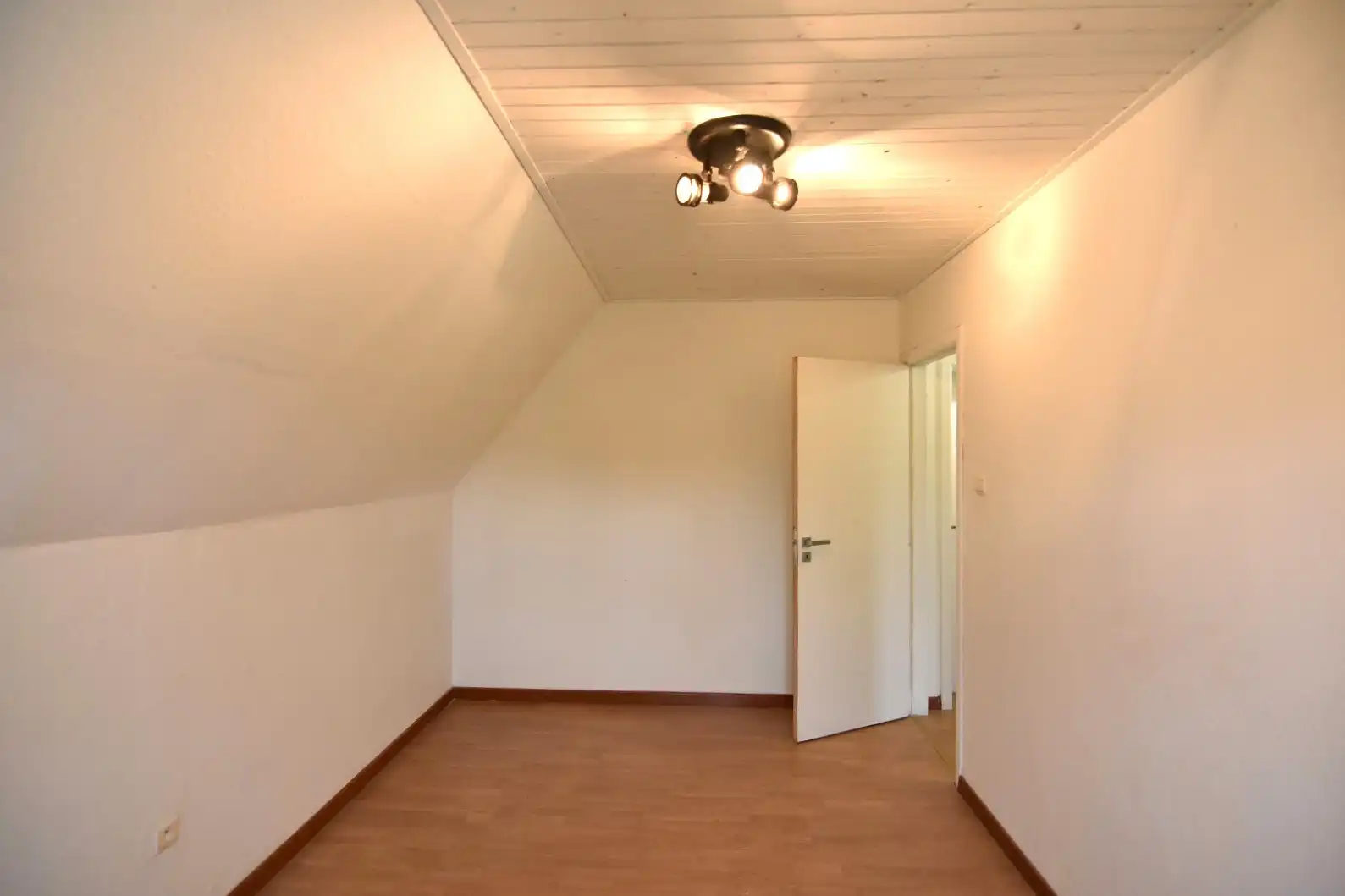 Landelijk gelegen woning nabij Rhodesgoed Kachtem foto 21