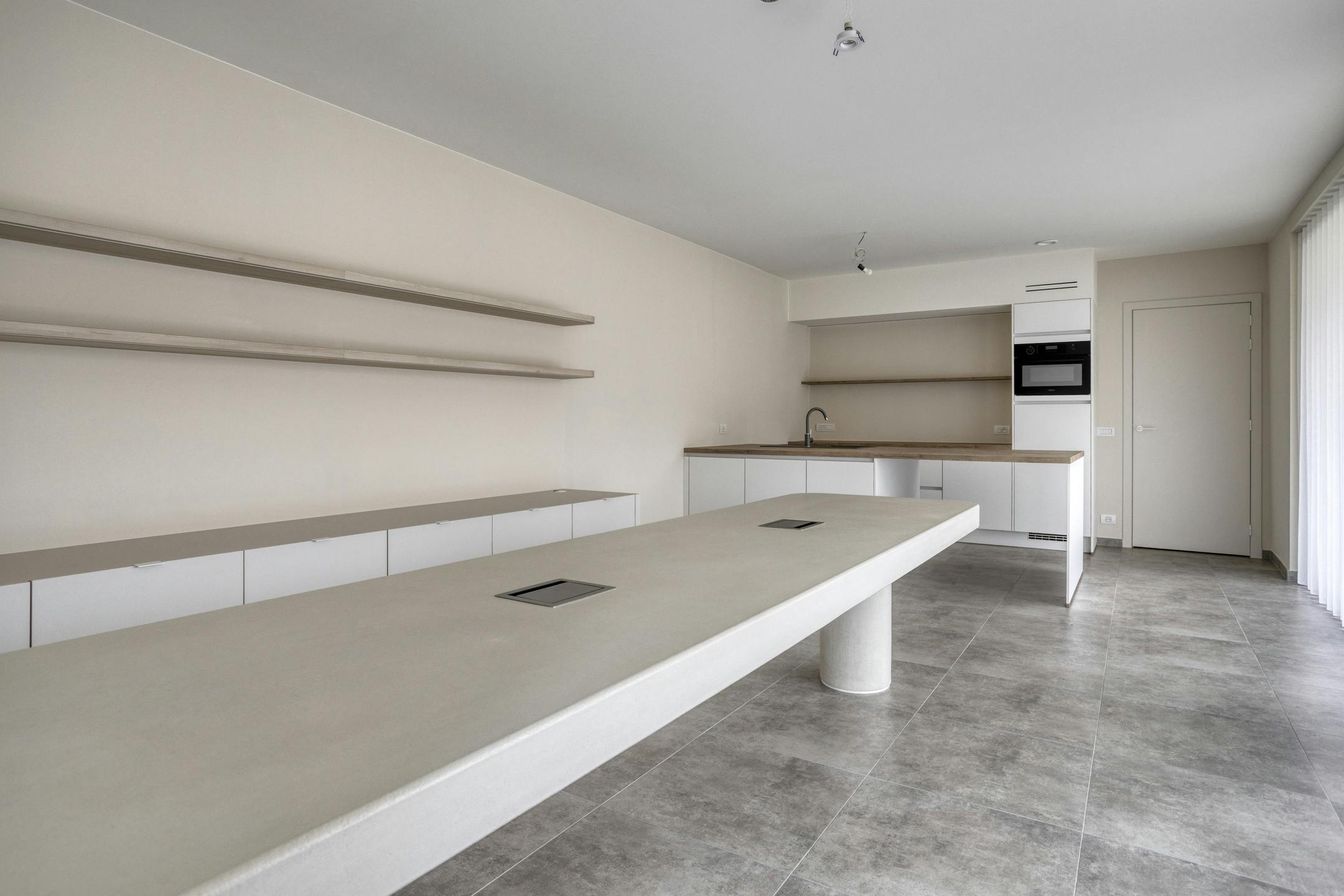 Modern appartement met mogelijkheid tot kantoor of praktijk foto 2