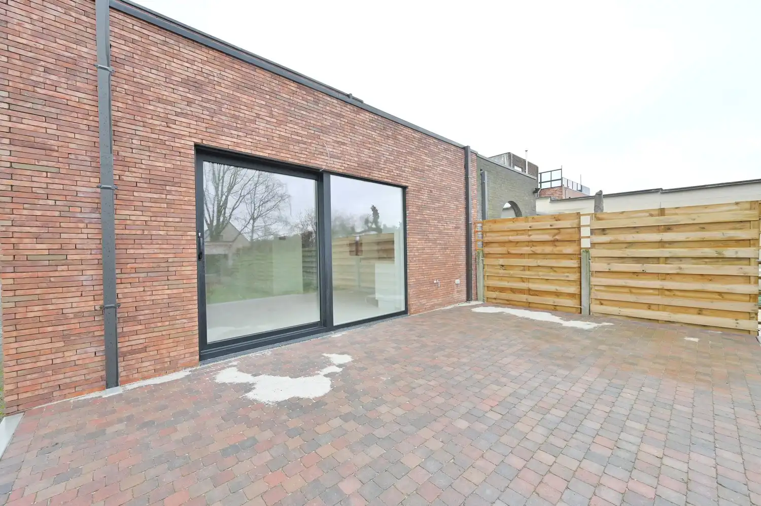 Ruime nieuwbouwwoning mogelijk aan 6% BTW foto 24