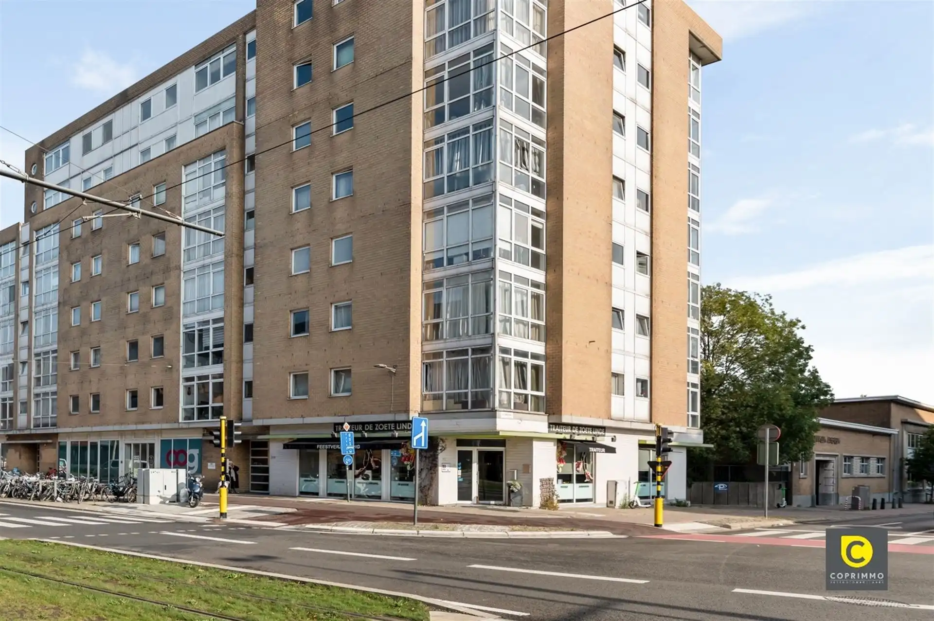 Commerciële ruimte op toplocatie! foto {{pictureIndex}}