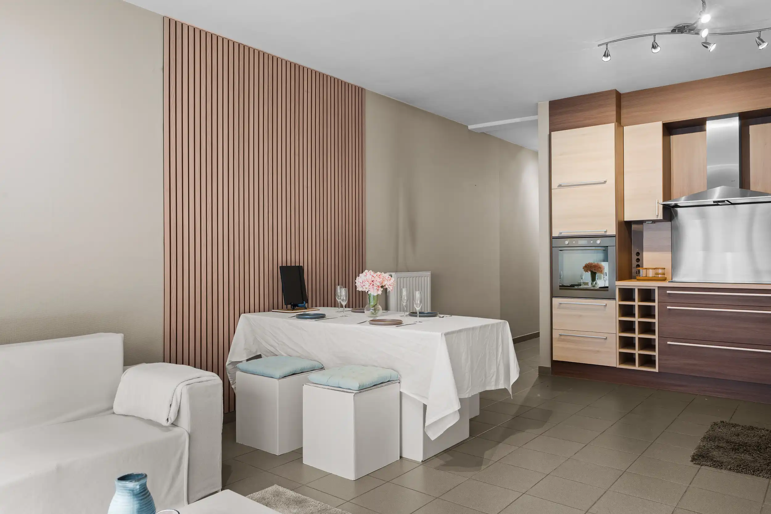 Lichtrijk 1-slaapkamerappartement in hartje Geraardsbergen foto 5