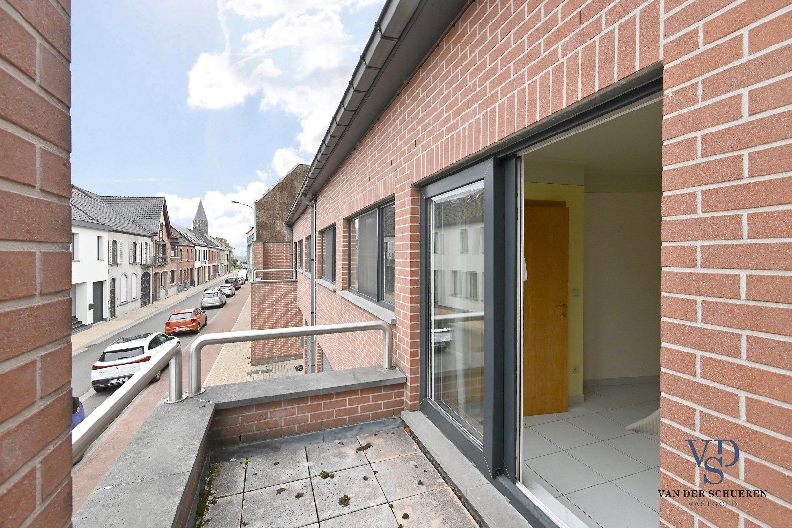 Tijdloos en ruim (> 300 m²) wonen. foto 23