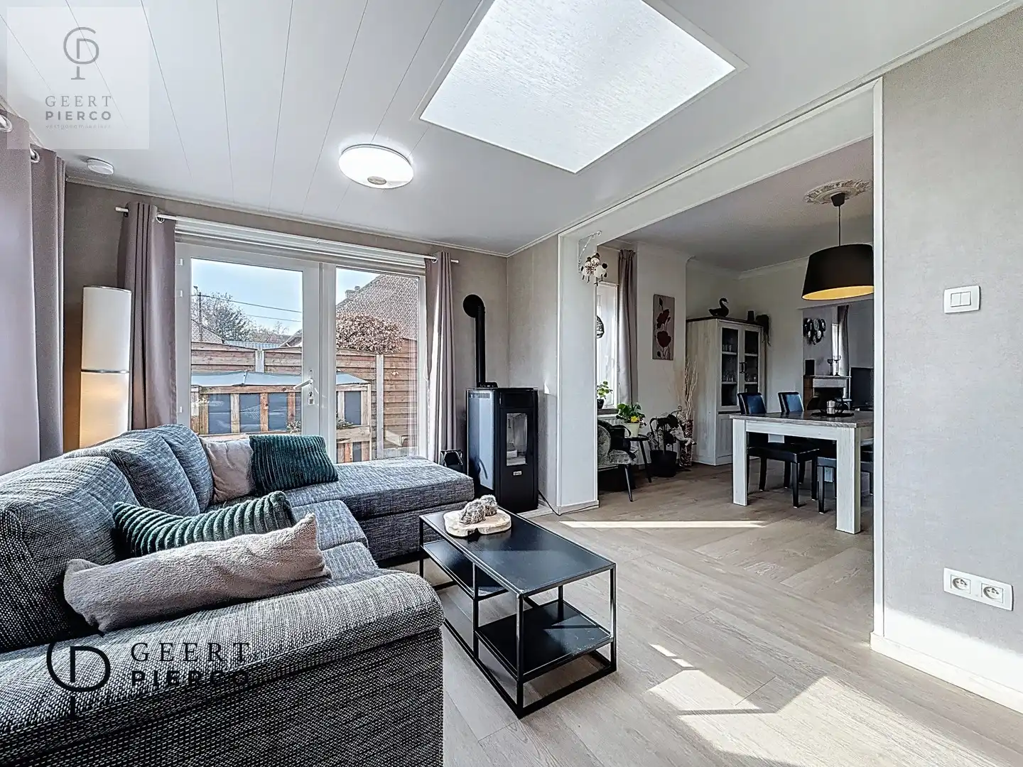 Knappe gerenoveerde gezinswoing foto 17