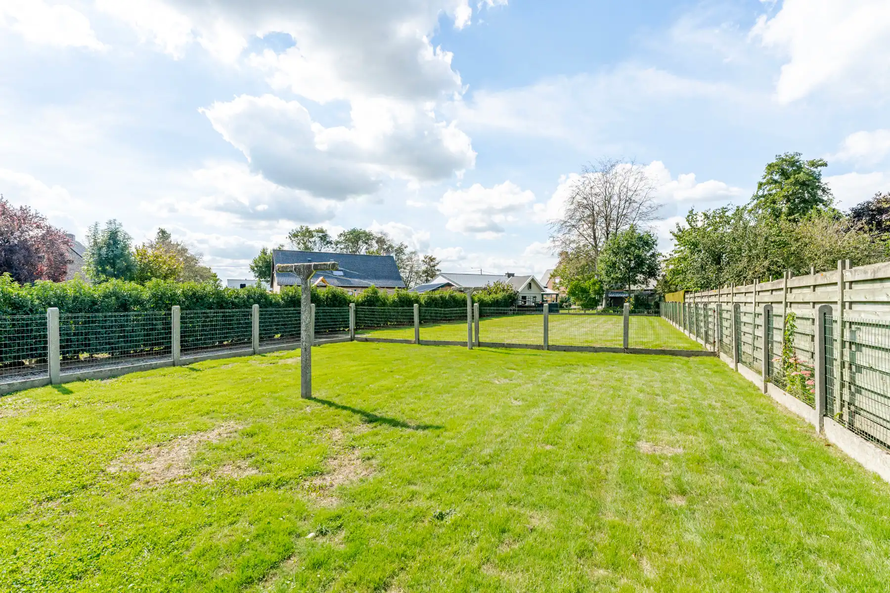 Rustig gelegen woning met opslagplaats foto 20