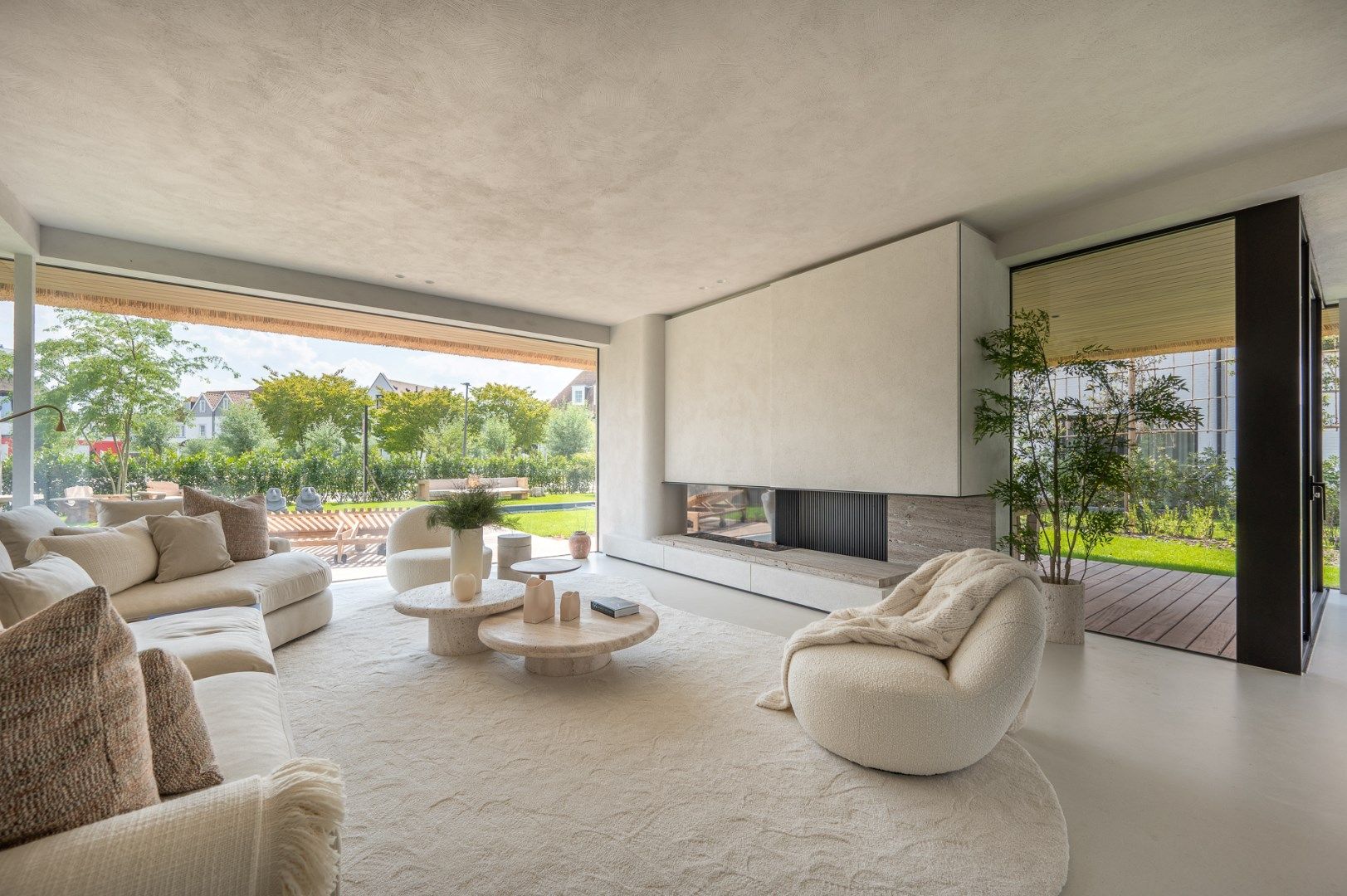 Luxueus afgewerkte nieuwbouwvilla te Duinenwater genietende van de perfecte zon oriëntatie foto 2