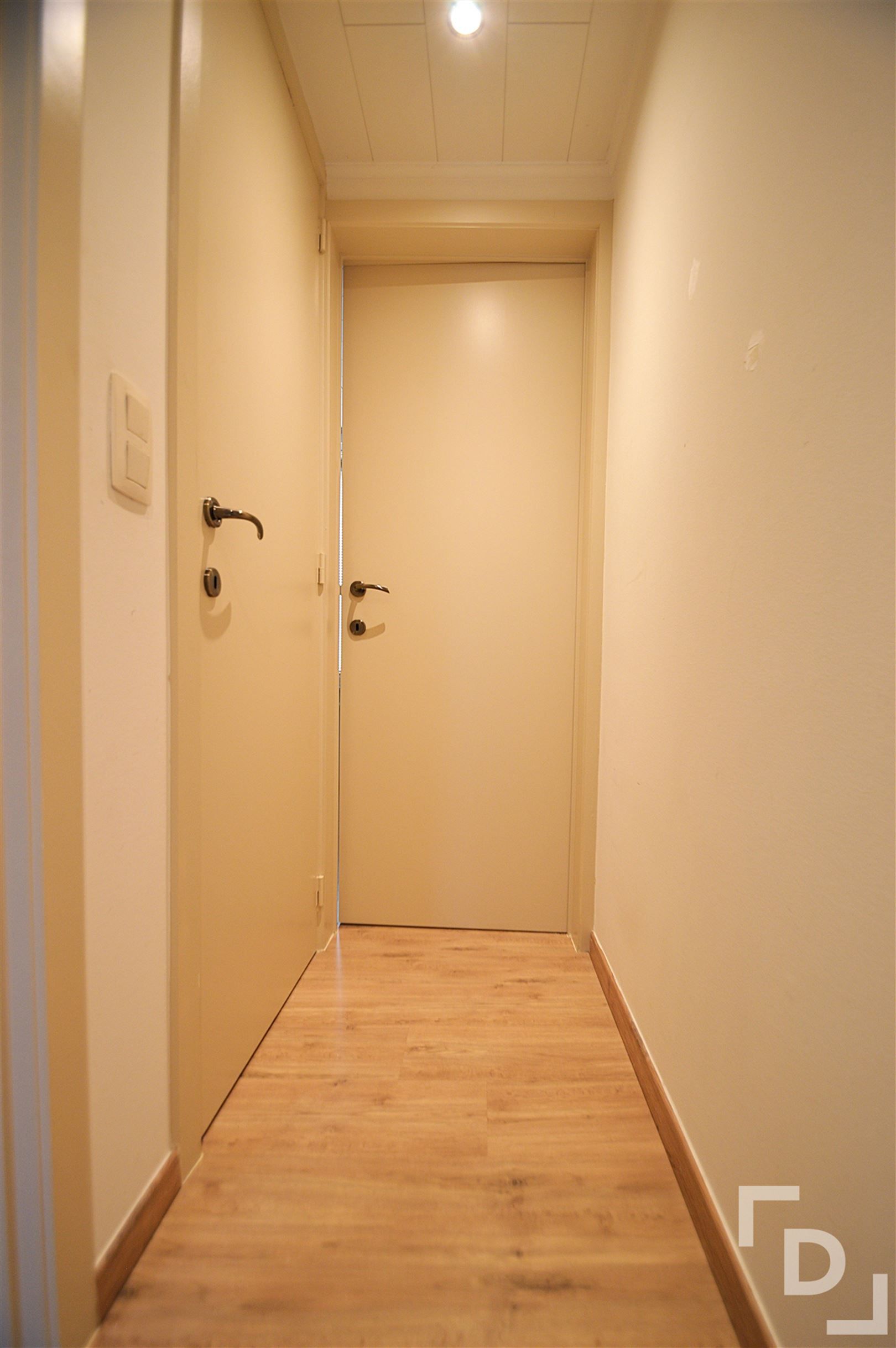 Stadswoning met 3 slaapkamers te huur op centrale locatie te Ieper. foto 9