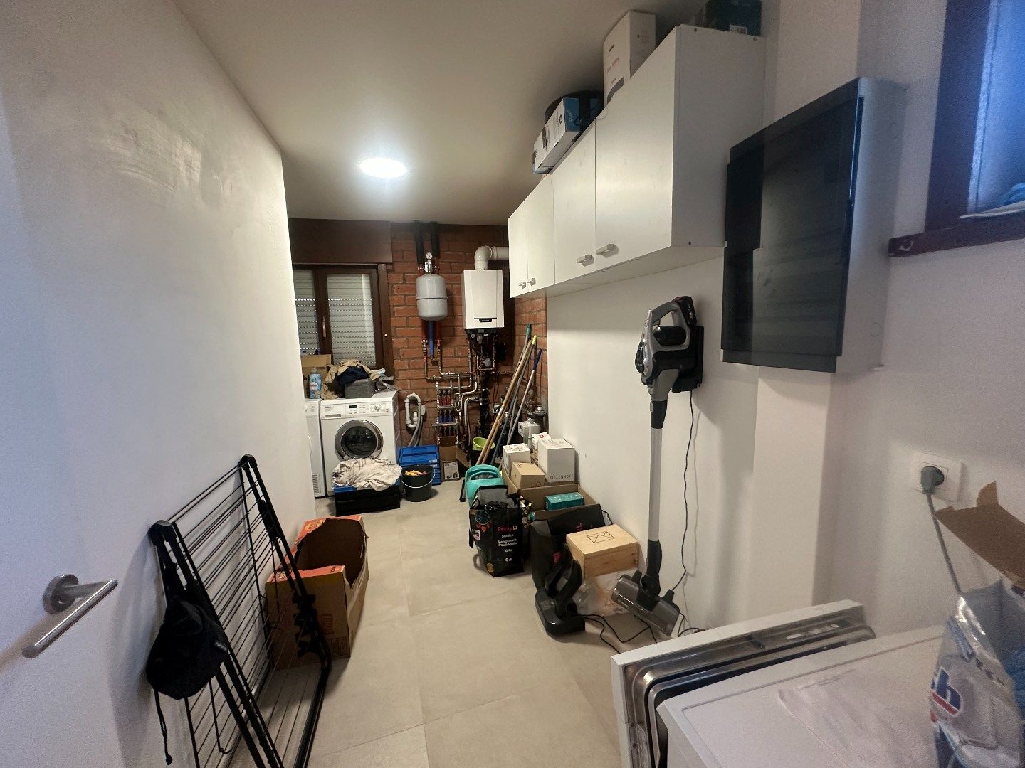 Ruime woning met zonnige tuin in centrum Merkem foto 5