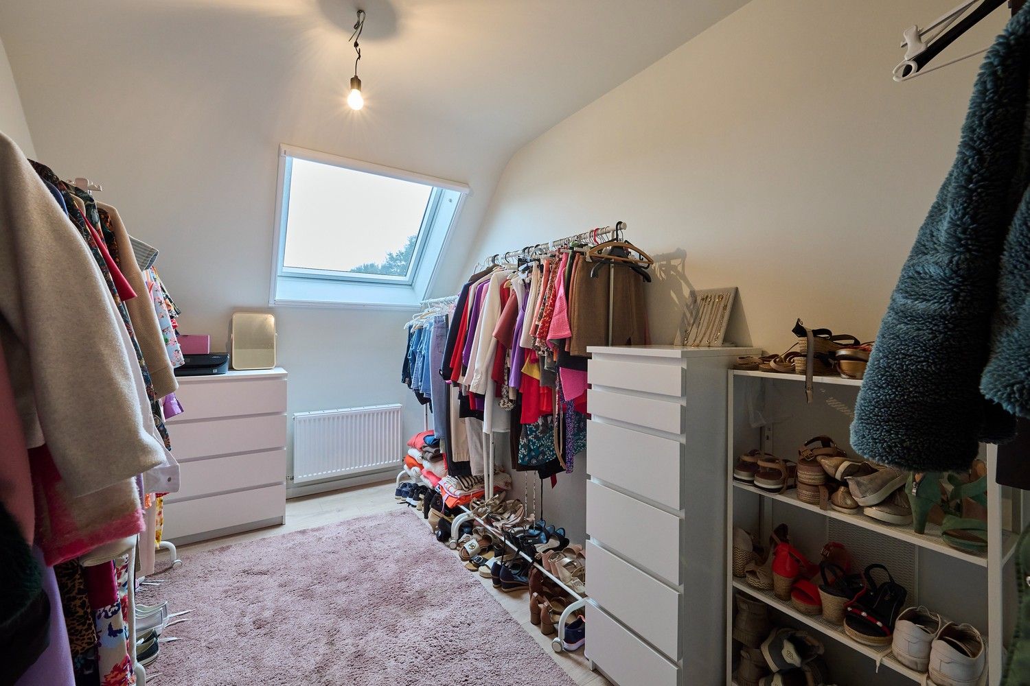 Moderne nieuwbouw woning - instapklaar en energiezuinig foto 14