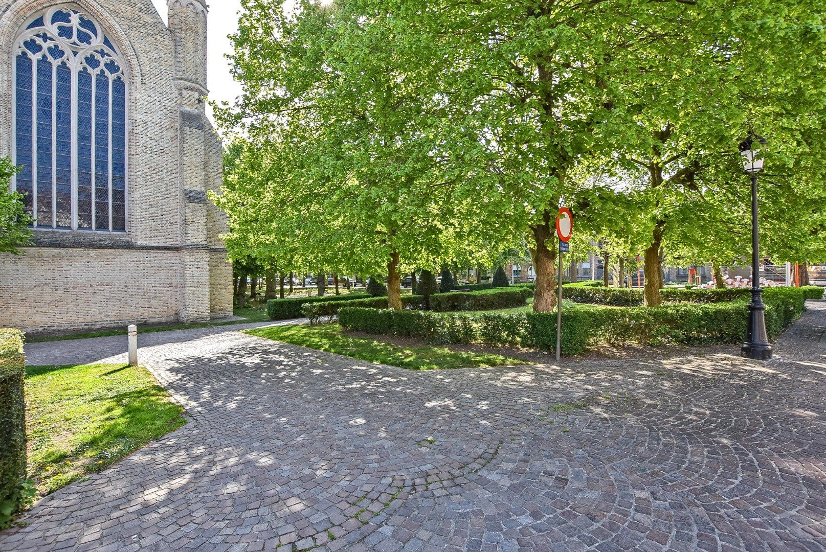 Ruim gelijkvloers appartement (127 m²) met tuin (30 m²) en 2 slaapkamers in hartje Nieuwpoort-stad foto 19