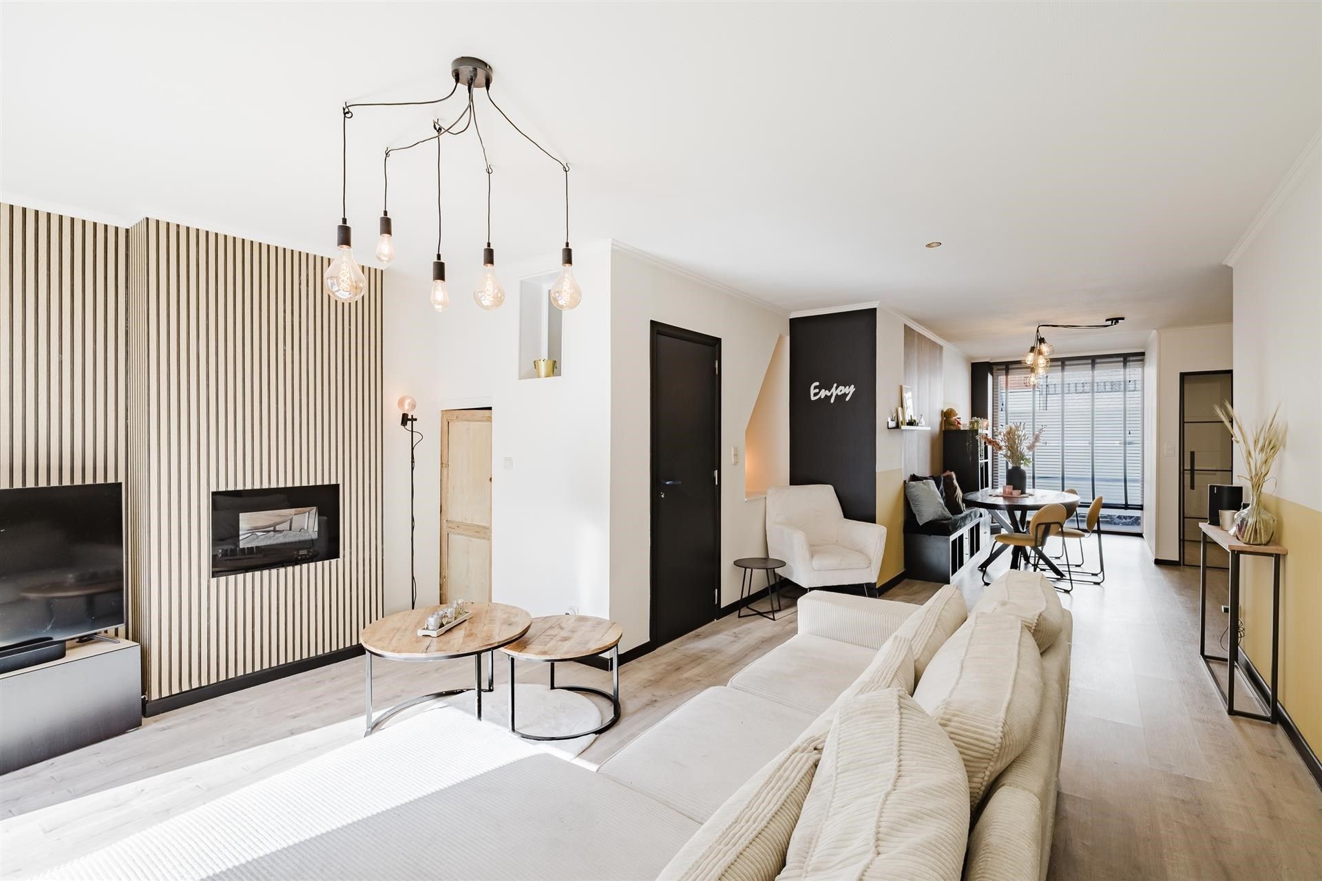 Prachtige gerenoveerde woning met 3 slks op topligging foto 6