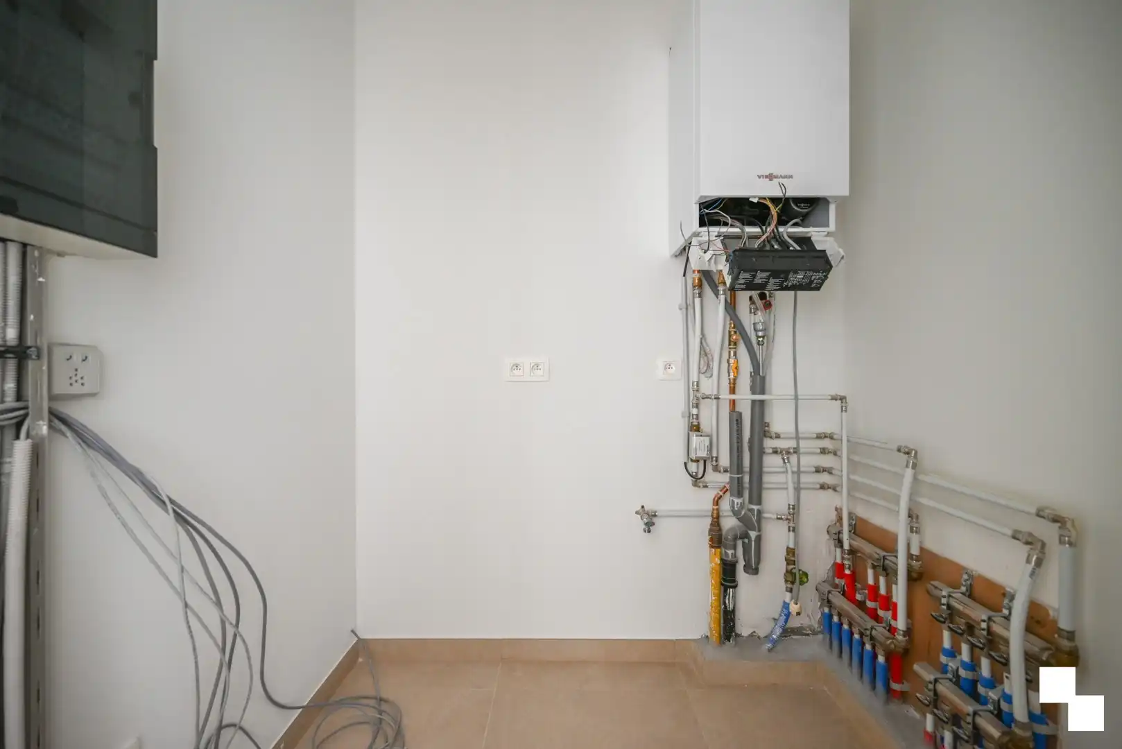Energiezuinig penthouse met zonneterras te Izegem foto 33